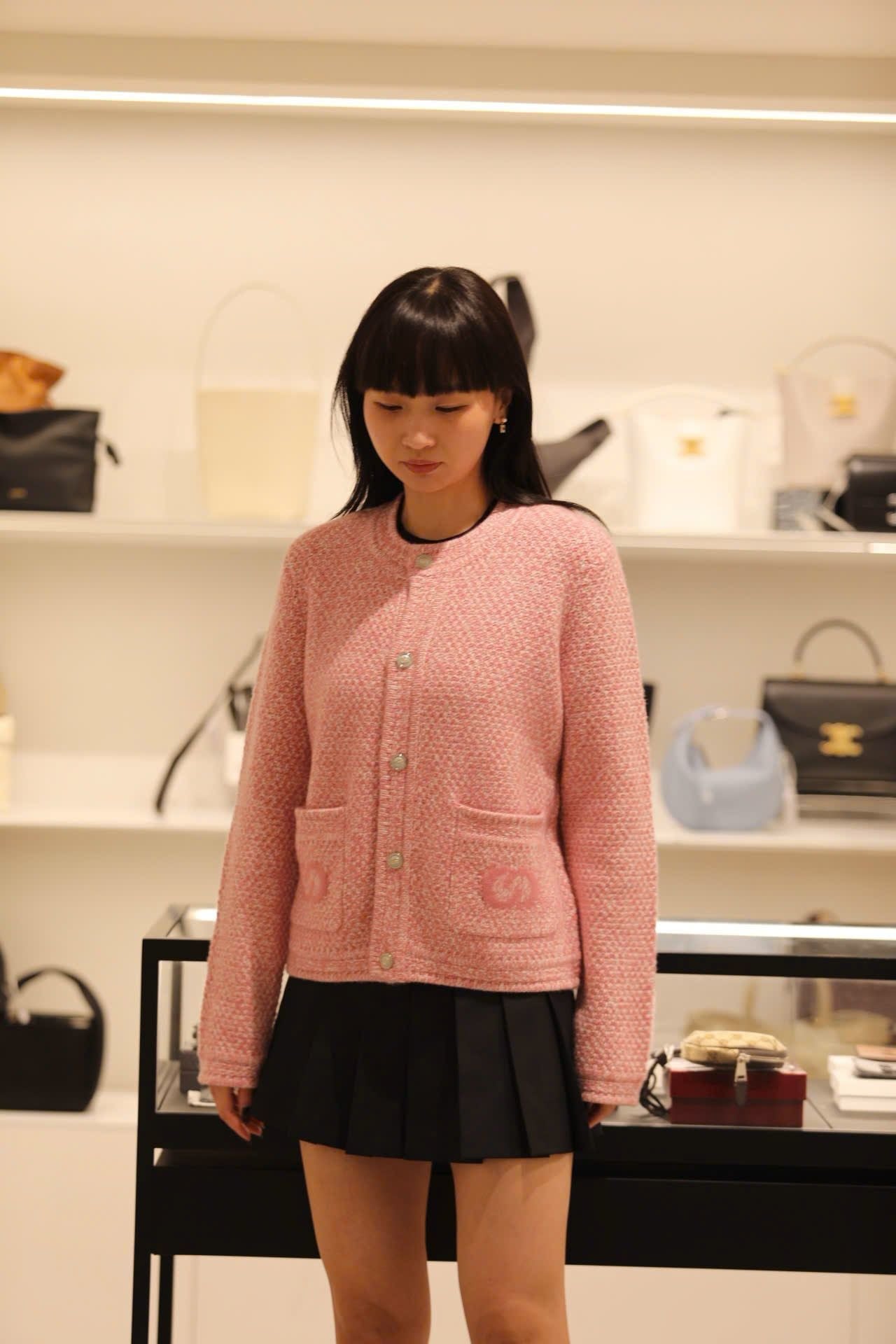  Áo CDG hồng cashmere 2 túi logo 