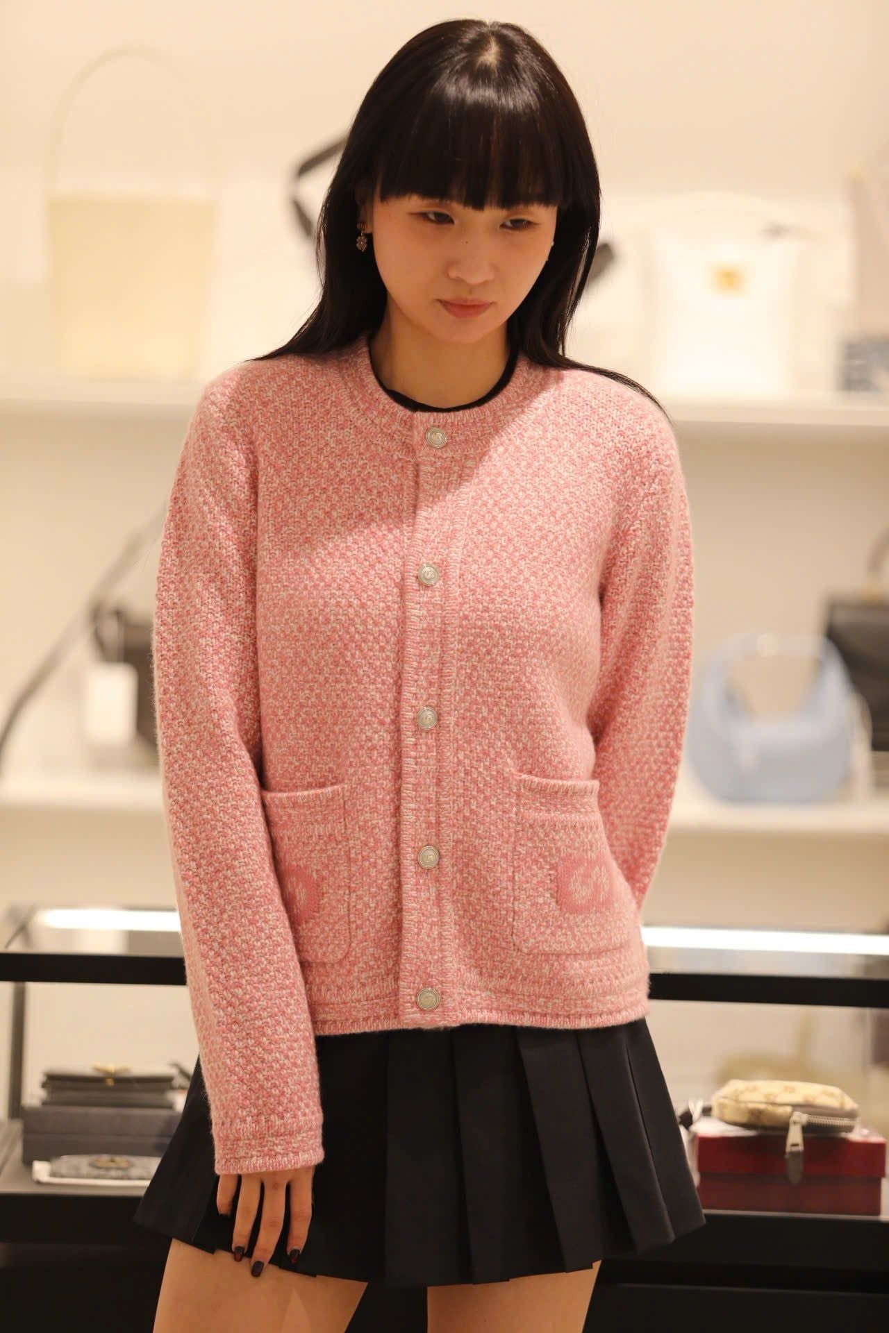  Áo CDG hồng cashmere 2 túi logo 