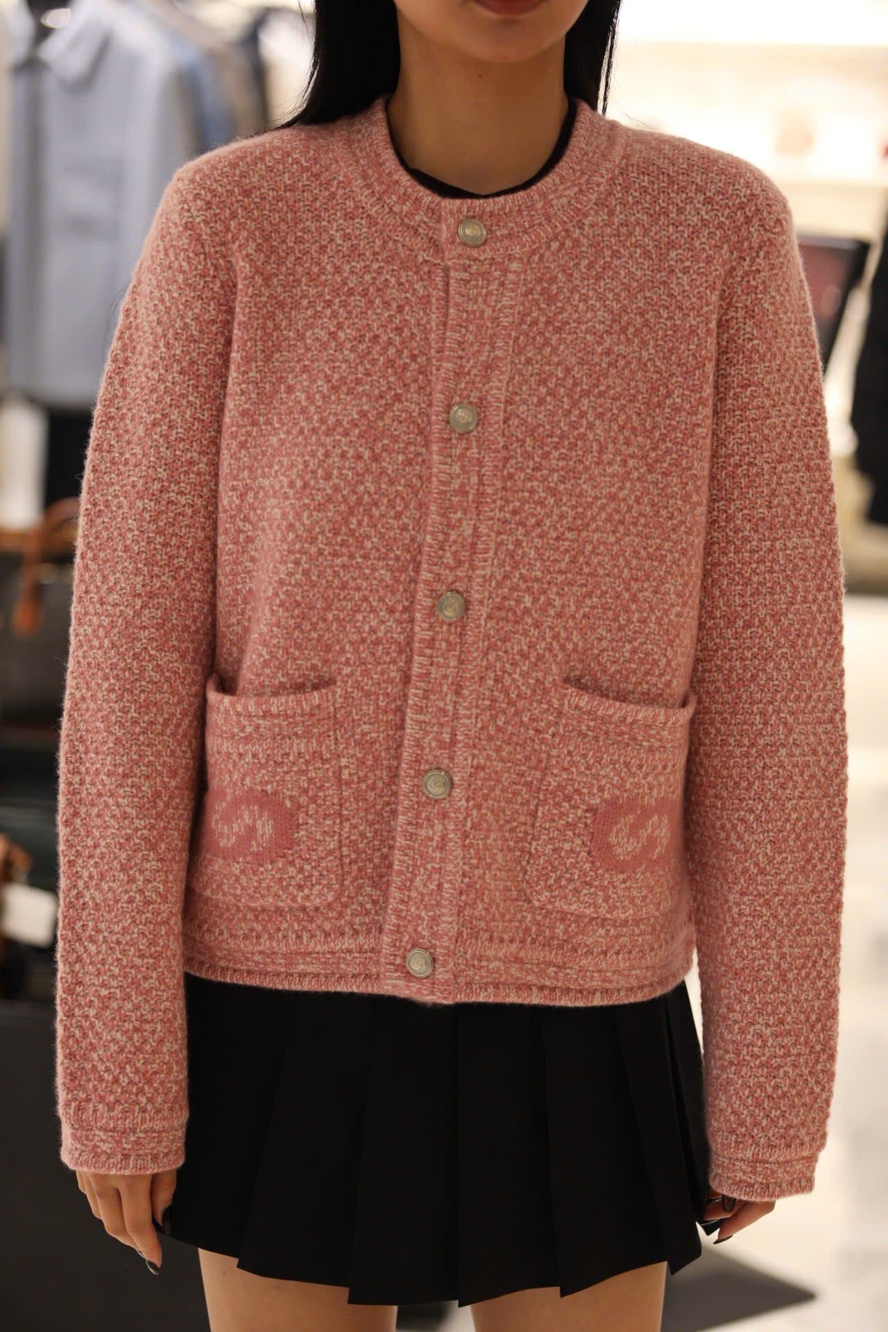  Áo CDG hồng cashmere 2 túi logo 