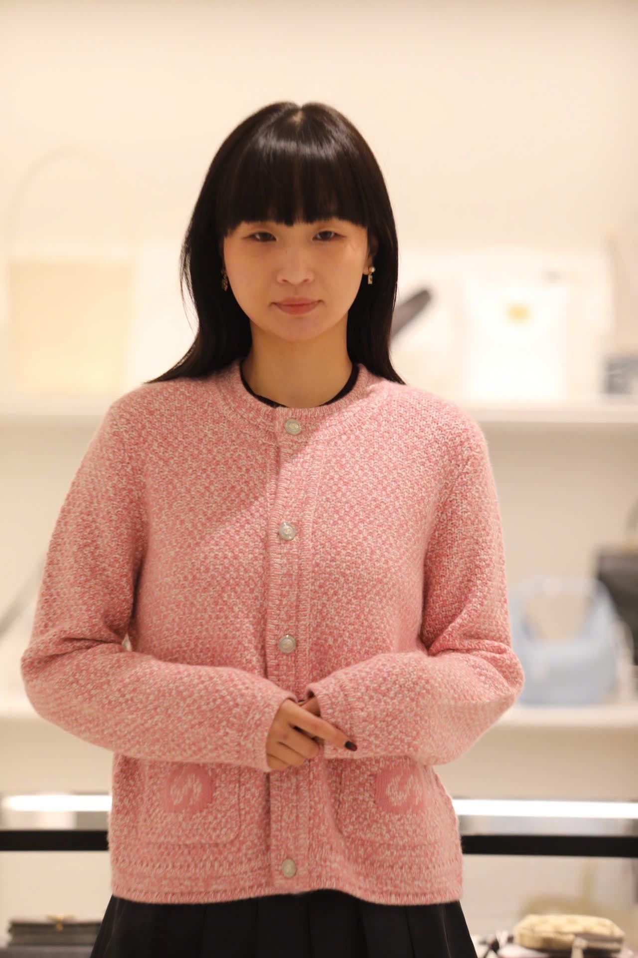  Áo CDG hồng cashmere 2 túi logo 