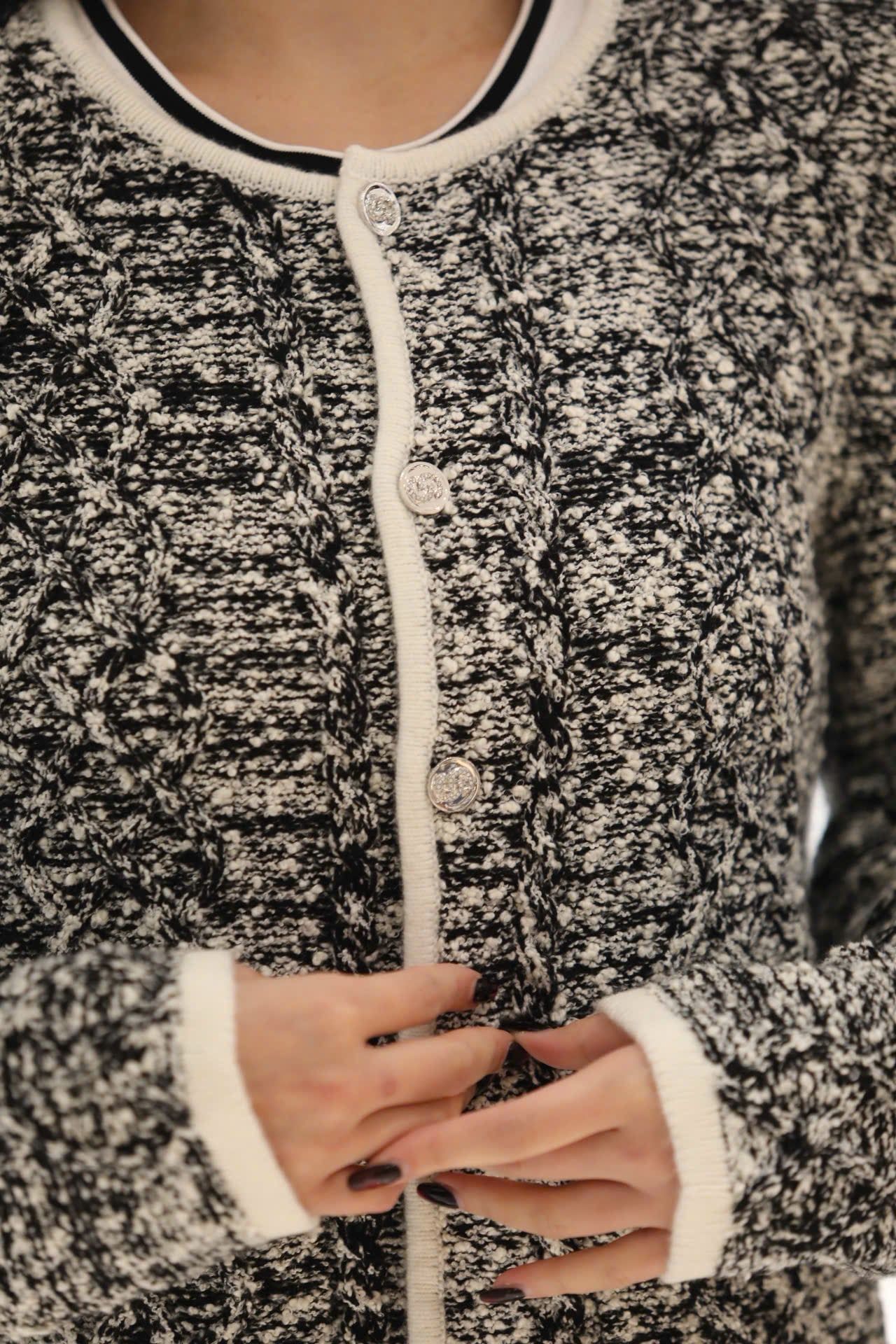  Áo CDG xám viền trắng 