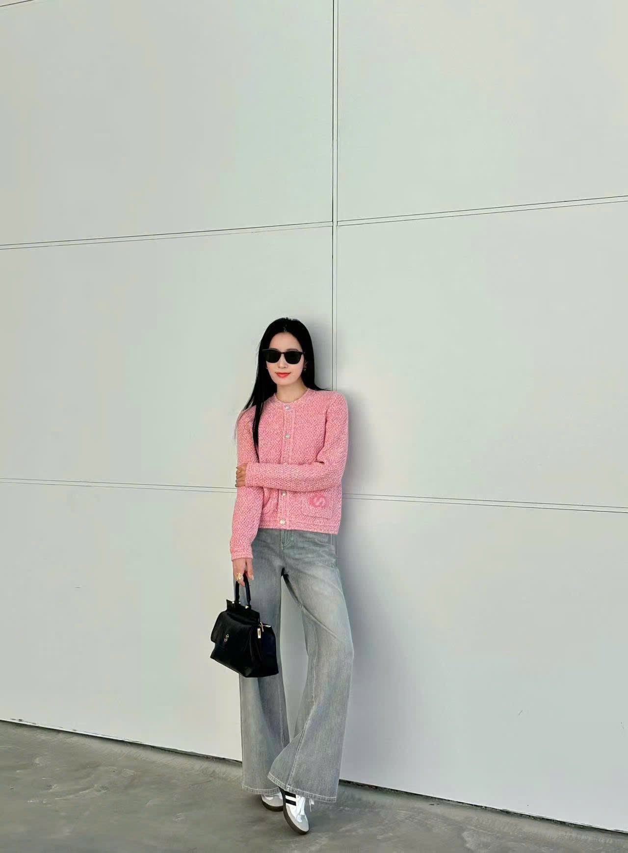  Áo CDG hồng cashmere 2 túi logo 