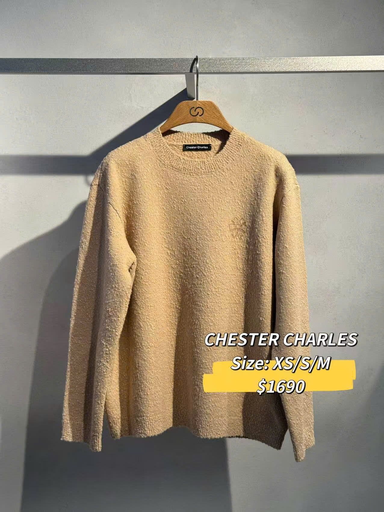  Áo len vàng , bông hoa nhỏ CH 