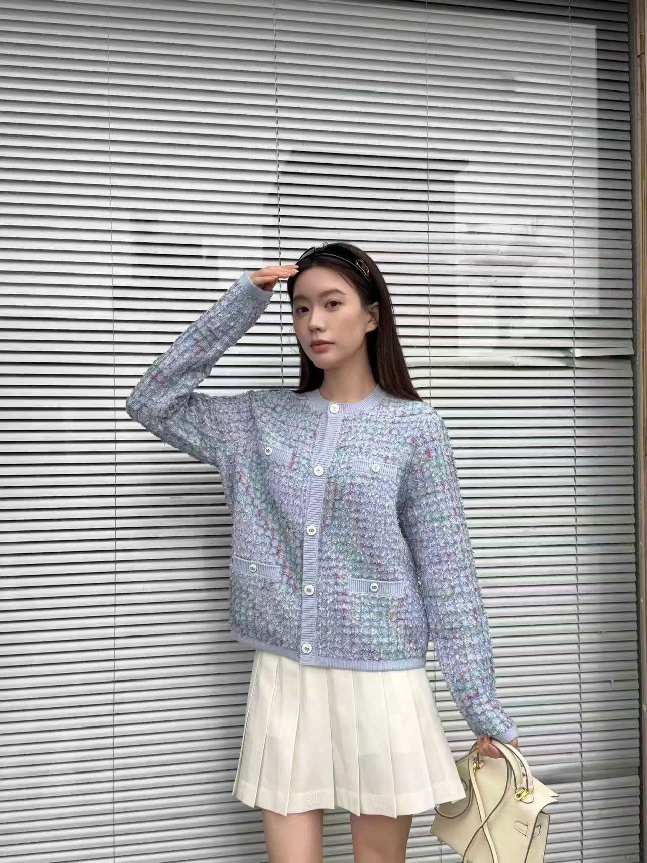  Áo CDG xanh nhạt sắc màu 4 túi -cúc trắng 