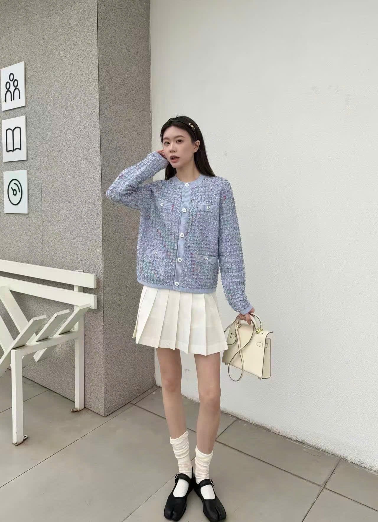  Áo CDG xanh nhạt sắc màu 4 túi -cúc trắng 