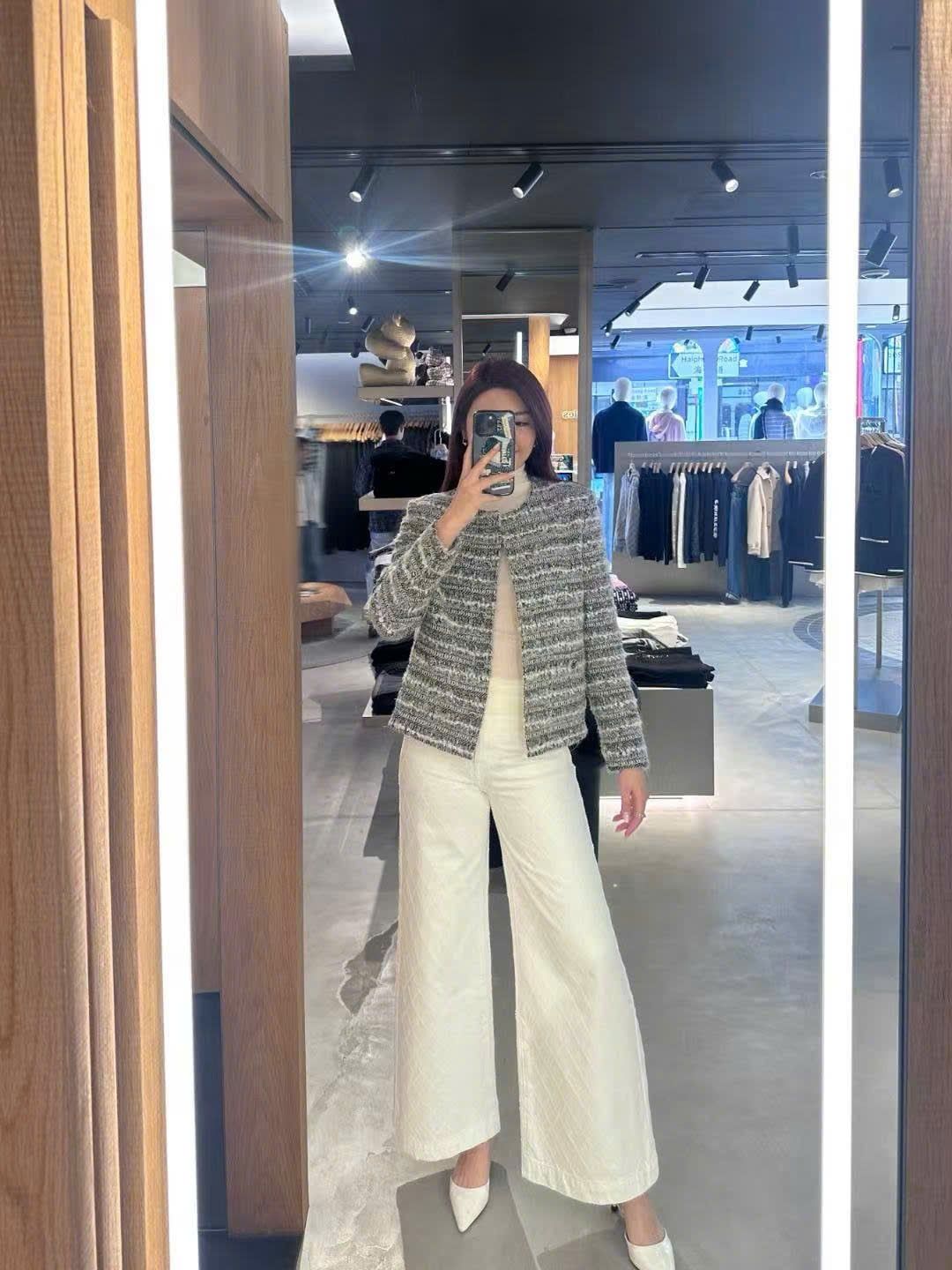  Áo Tweed ghi xám kẻ trắng 