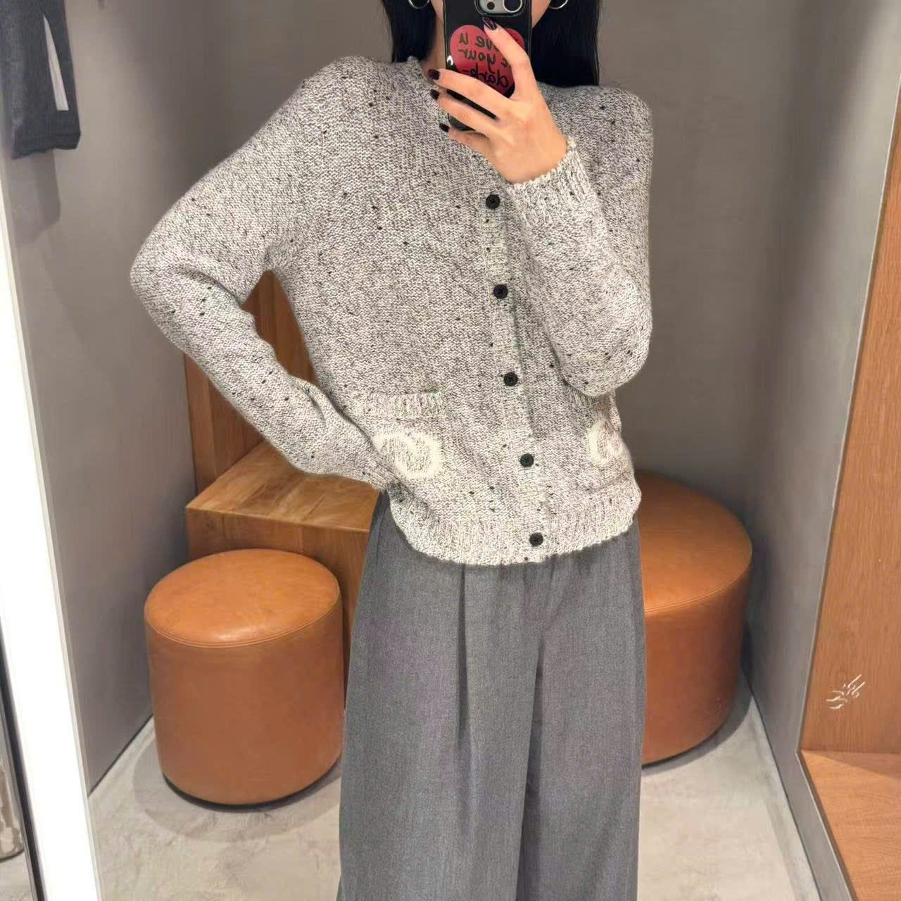  Quần vải xám đá cạp chun trắng CHỮ 