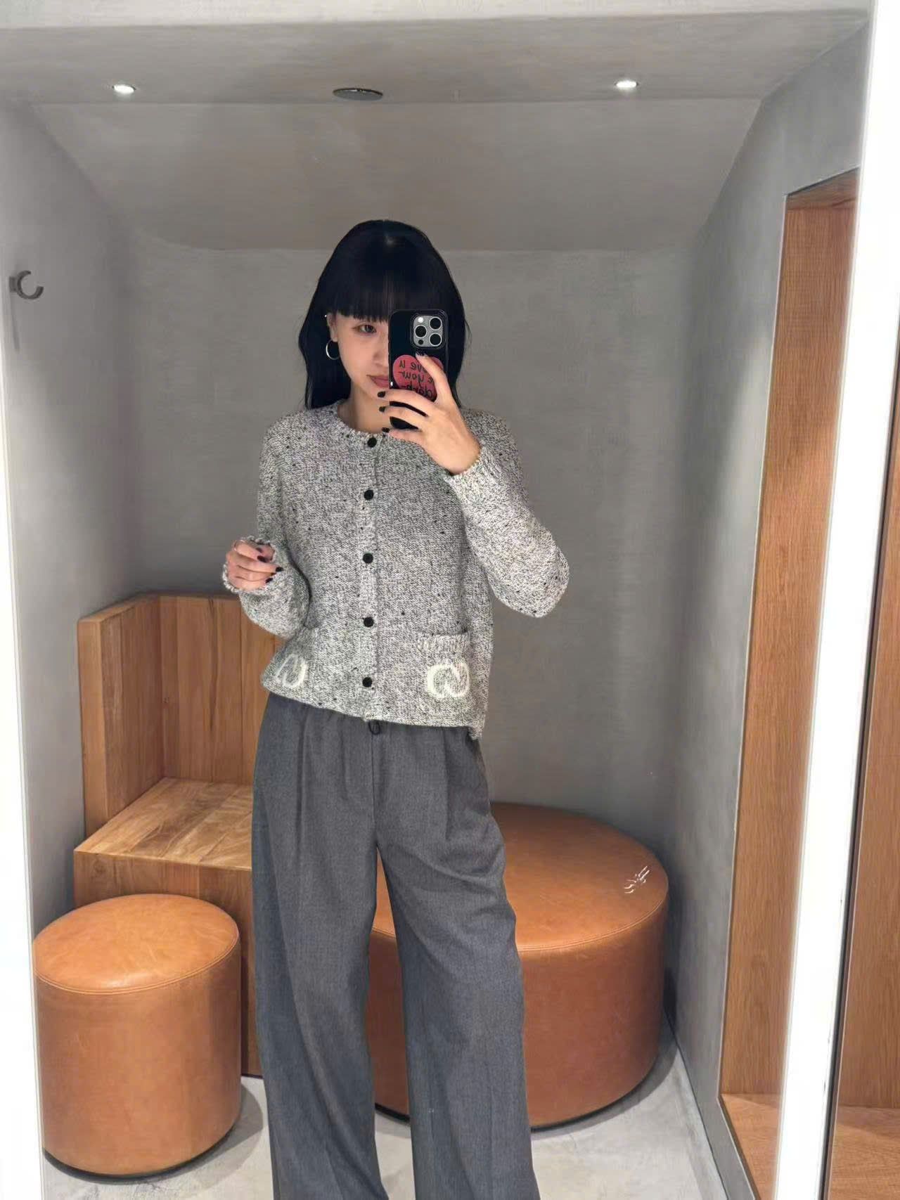  Quần vải xám đá cạp chun trắng CHỮ 