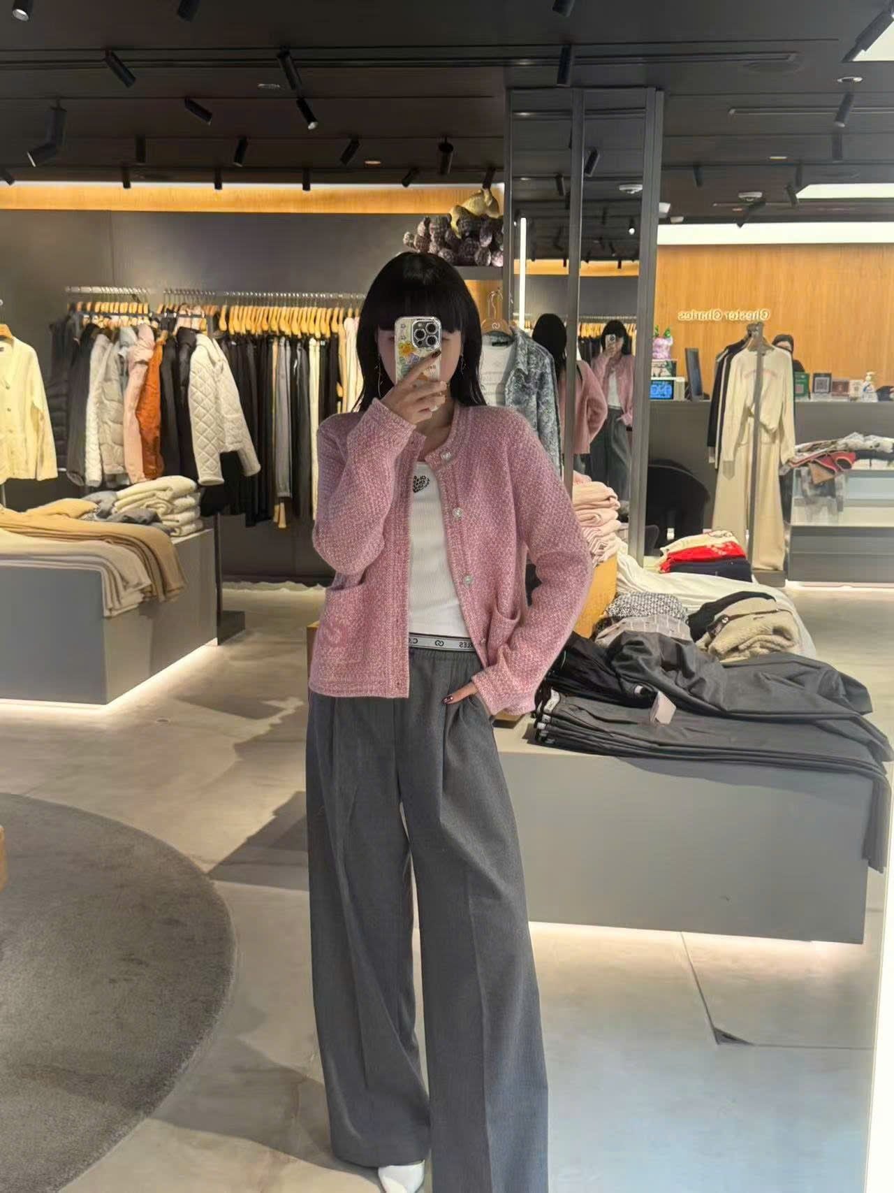  Áo CDG hồng cashmere 2 túi logo 