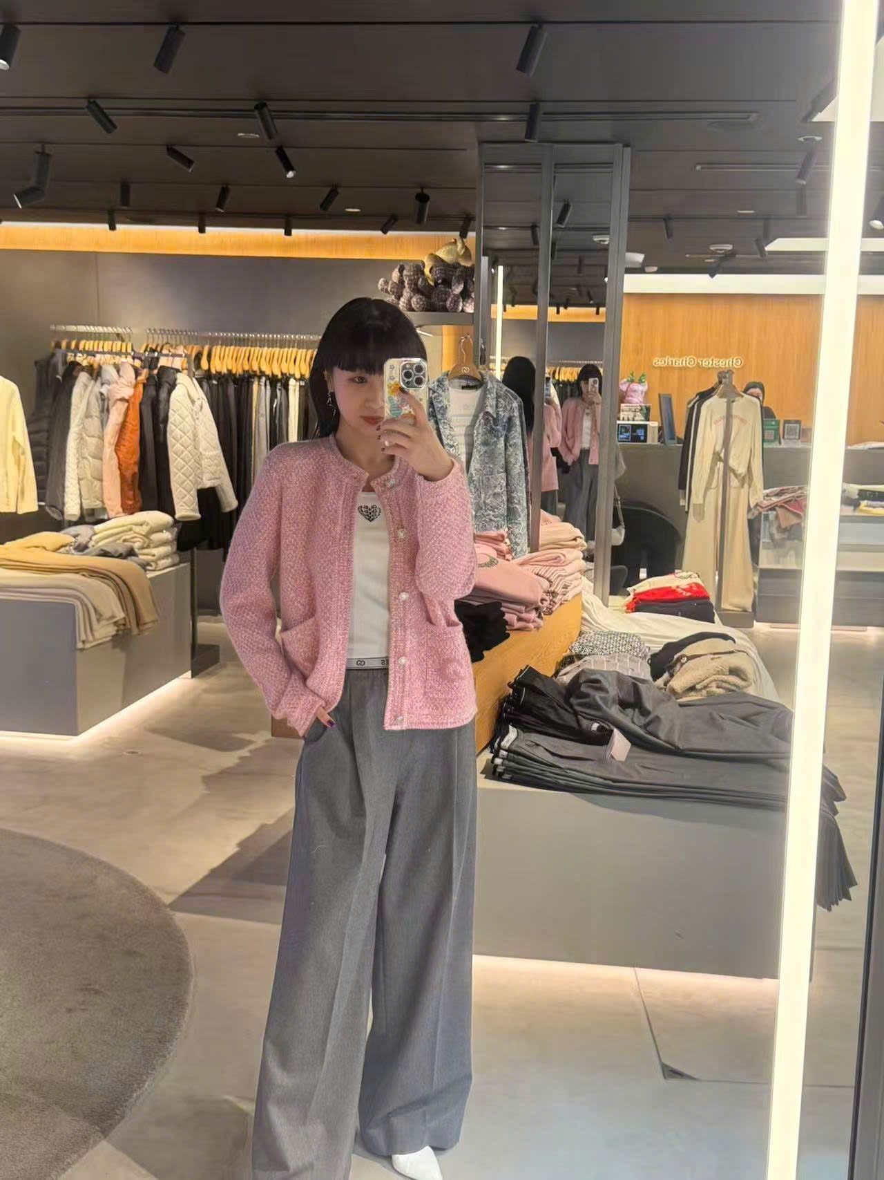  Áo CDG hồng cashmere 2 túi logo 