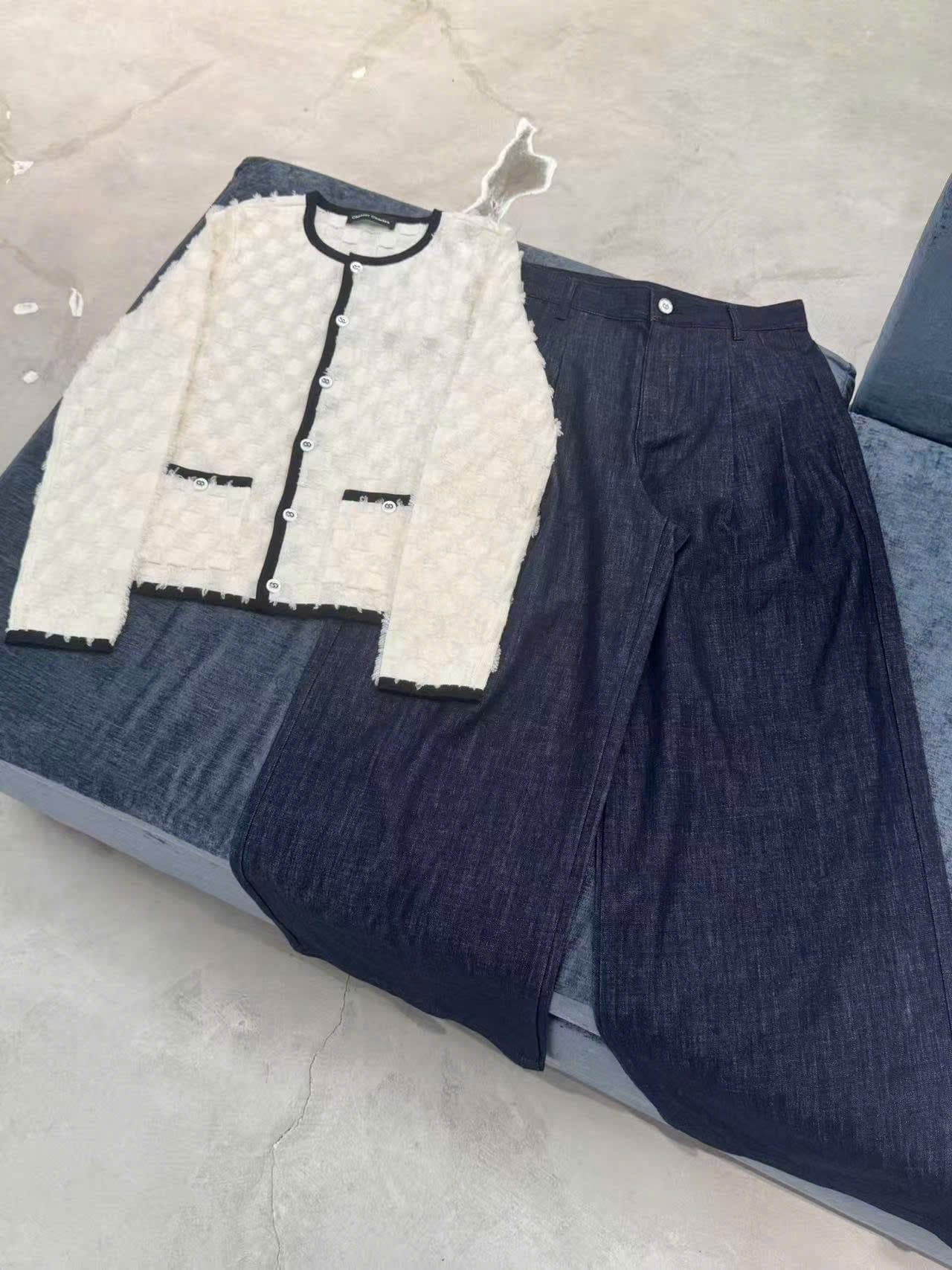  Quần jean ống rộng xanh than ss25 