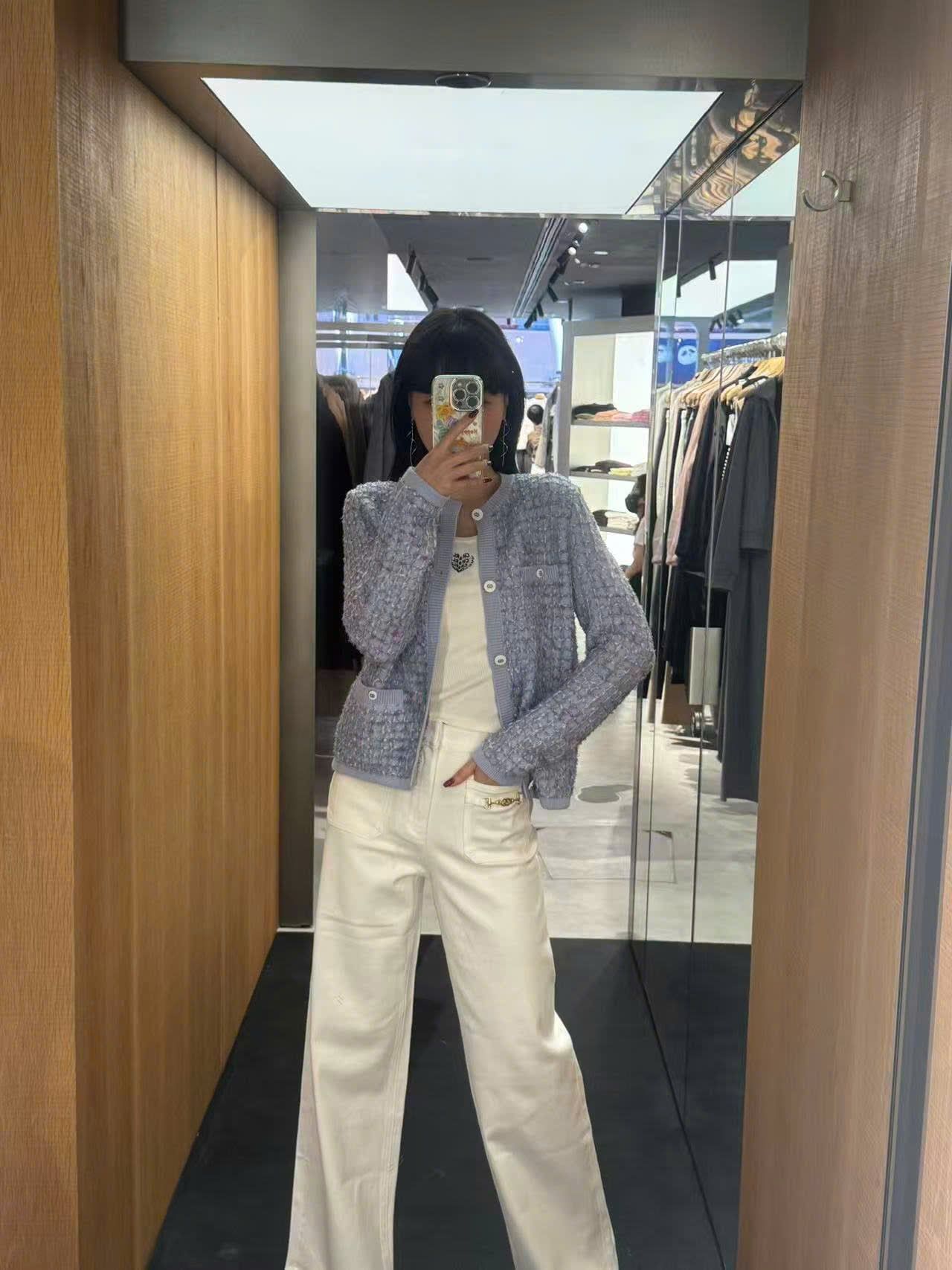  Áo CDG xanh nhạt sắc màu 4 túi -cúc trắng 