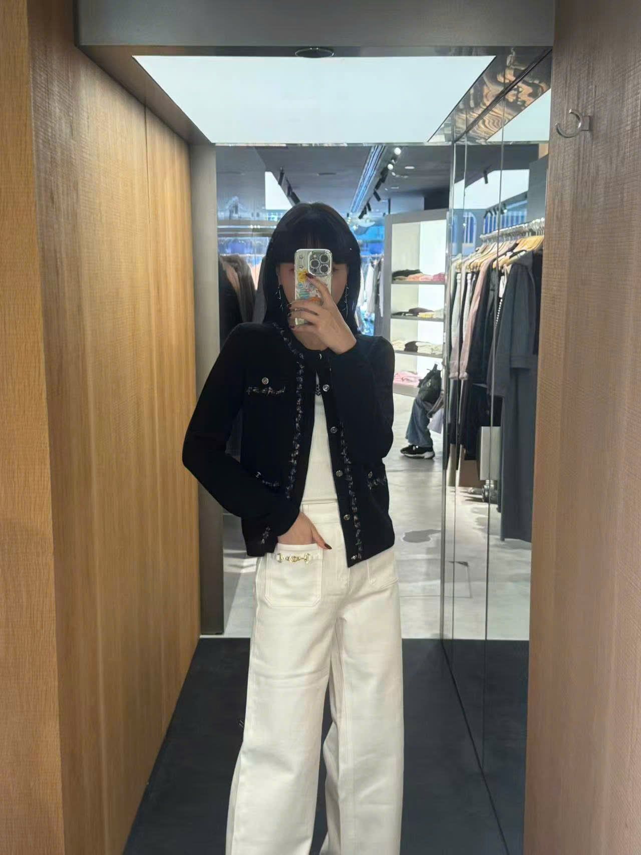  Áo CDG đen 4 túi viền 