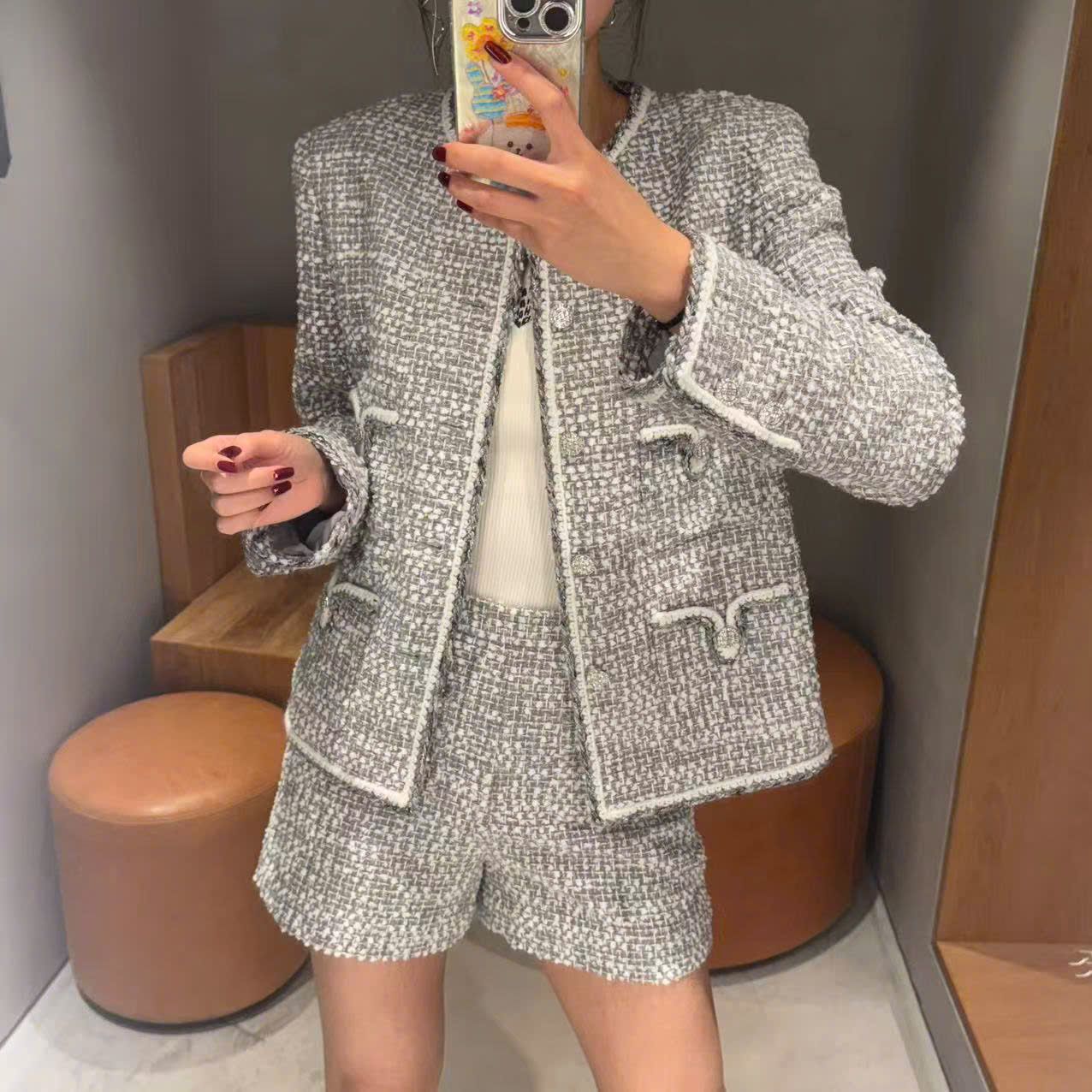  Bộ Áo tweed 4 túi V và Quần short dạ tweed xám trắng set 