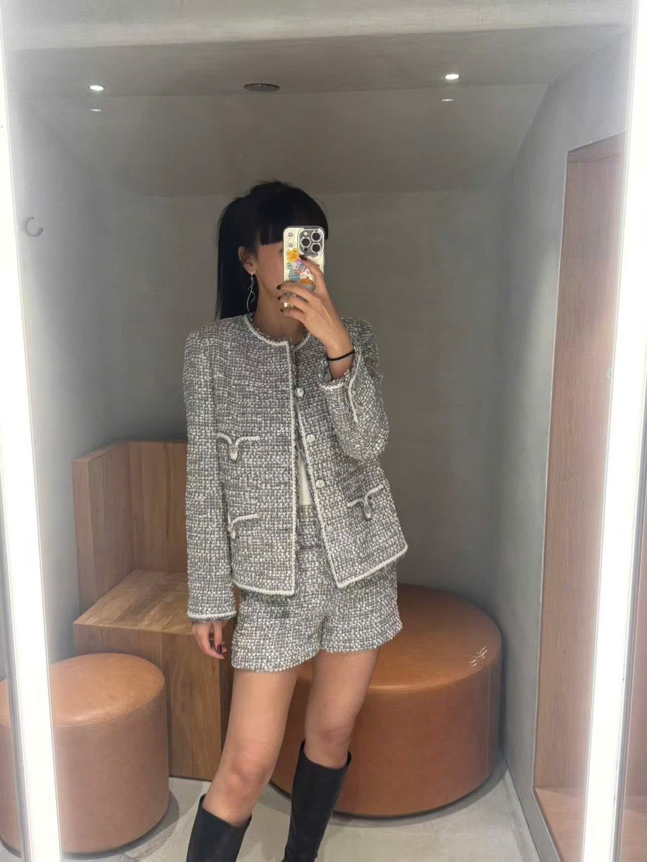  Áo tweed xám trắng 4 túi V 