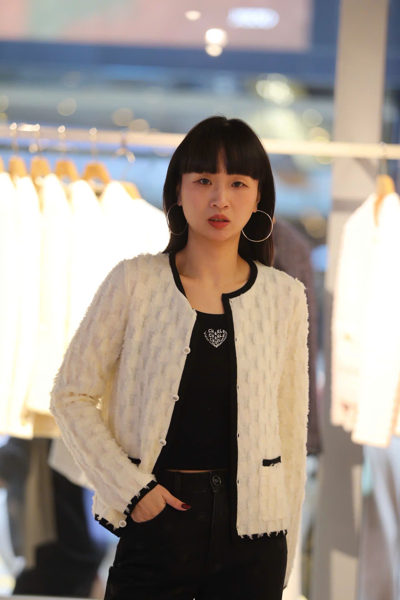  Áo CDG ô vuông trắng viền đen new25 