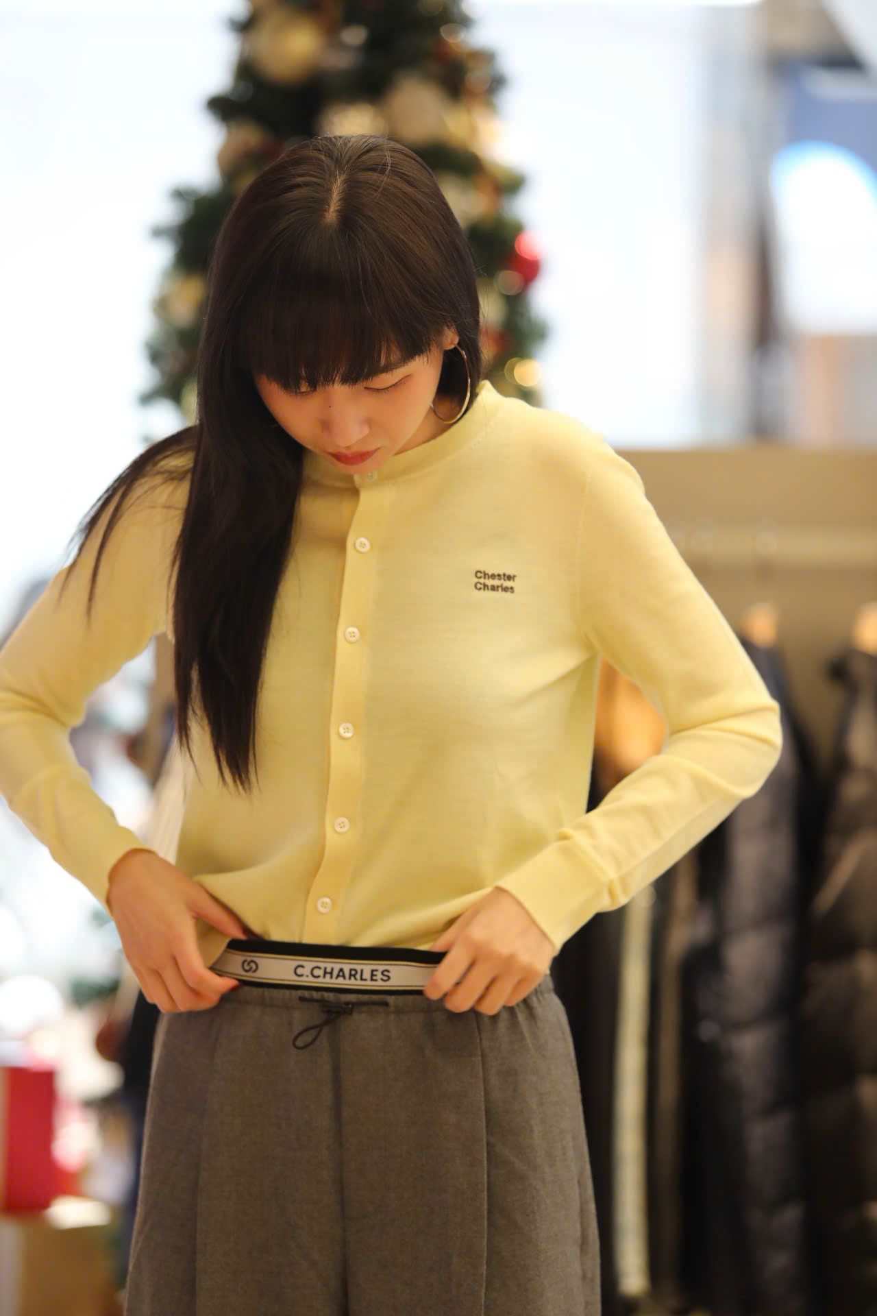  Quần vải xám đá cạp chun trắng CHỮ 