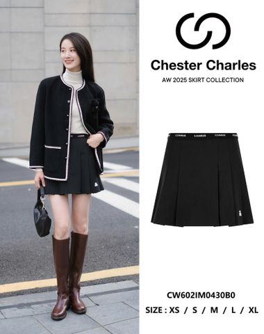  6.Chân váy ngắn xếp ly đen, gấu trắng, cạp chữ chạy 