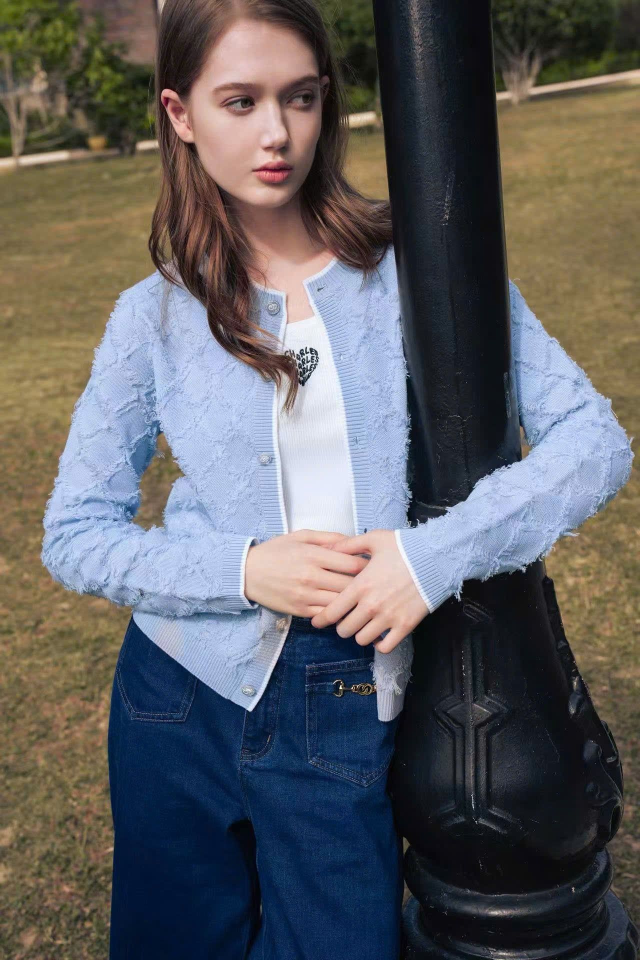  Áo CDG trám lông xanh pastel 