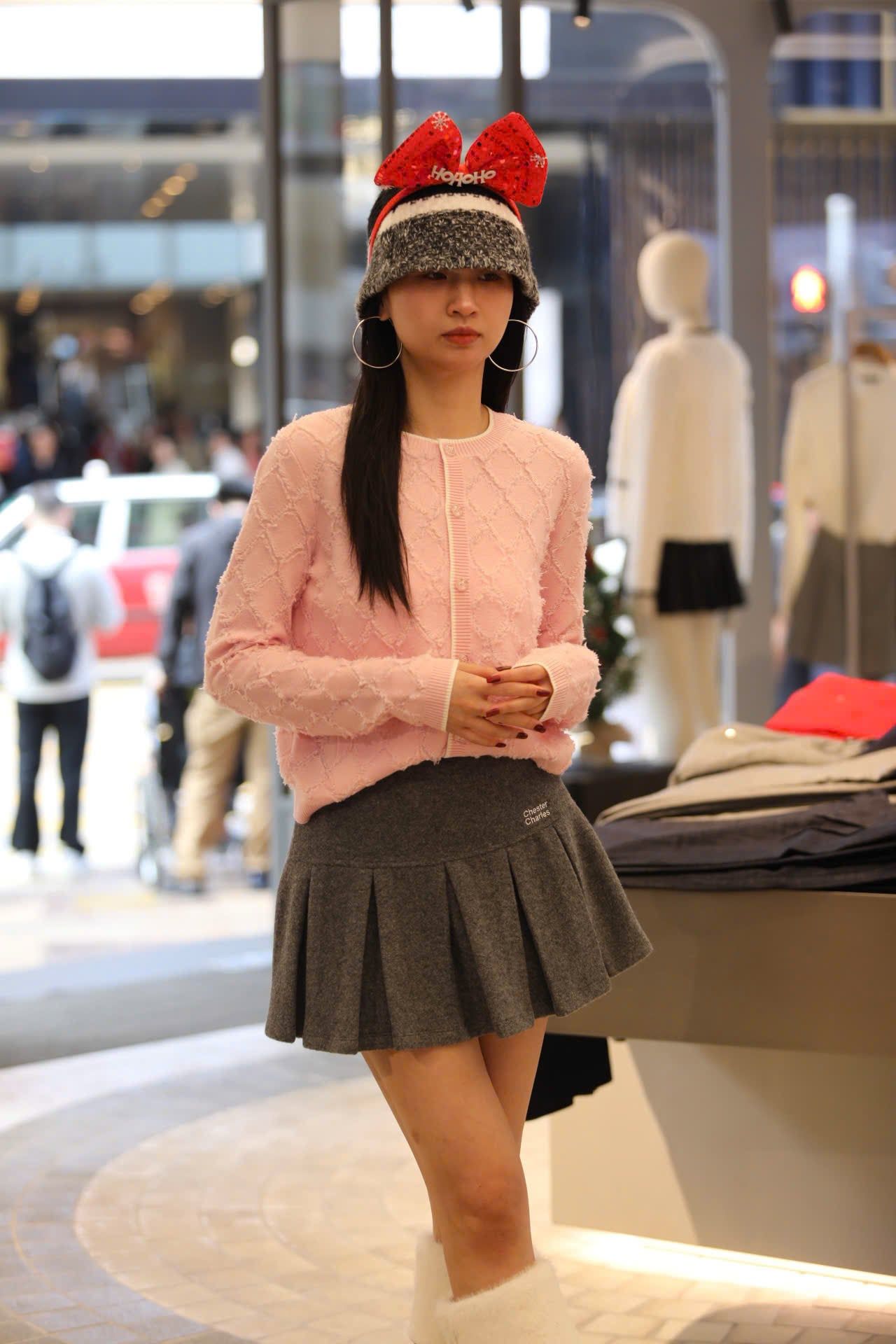  Áo CDG trám lông hồng pastel 