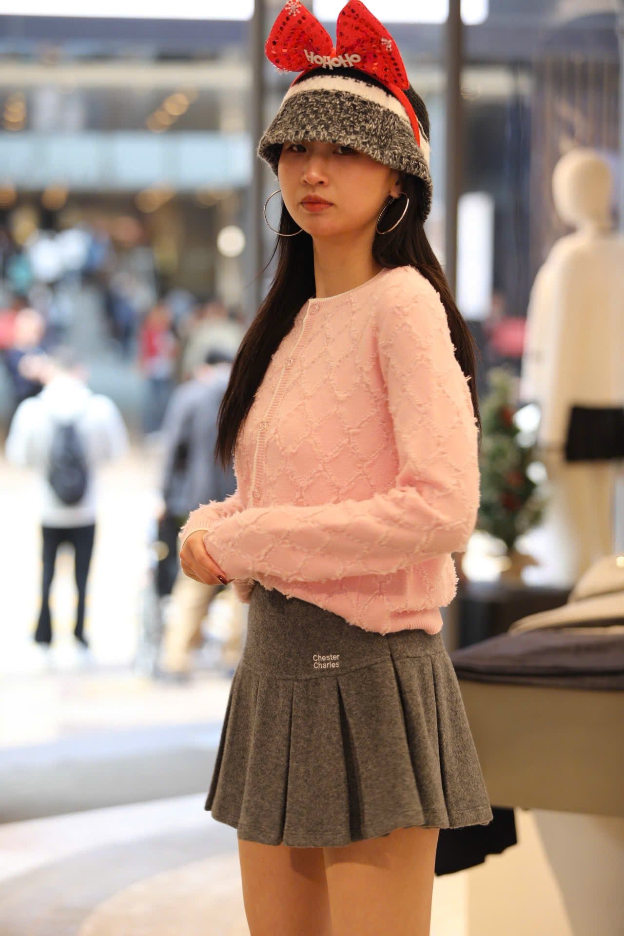  Áo CDG trám lông hồng pastel 