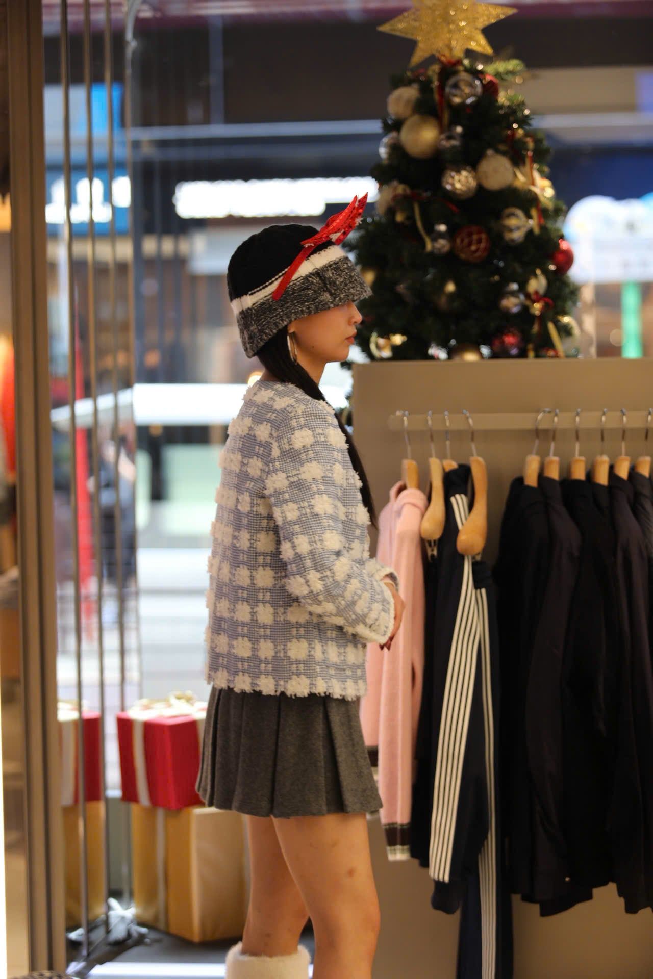  Áo tweed xanh hoa trắng 