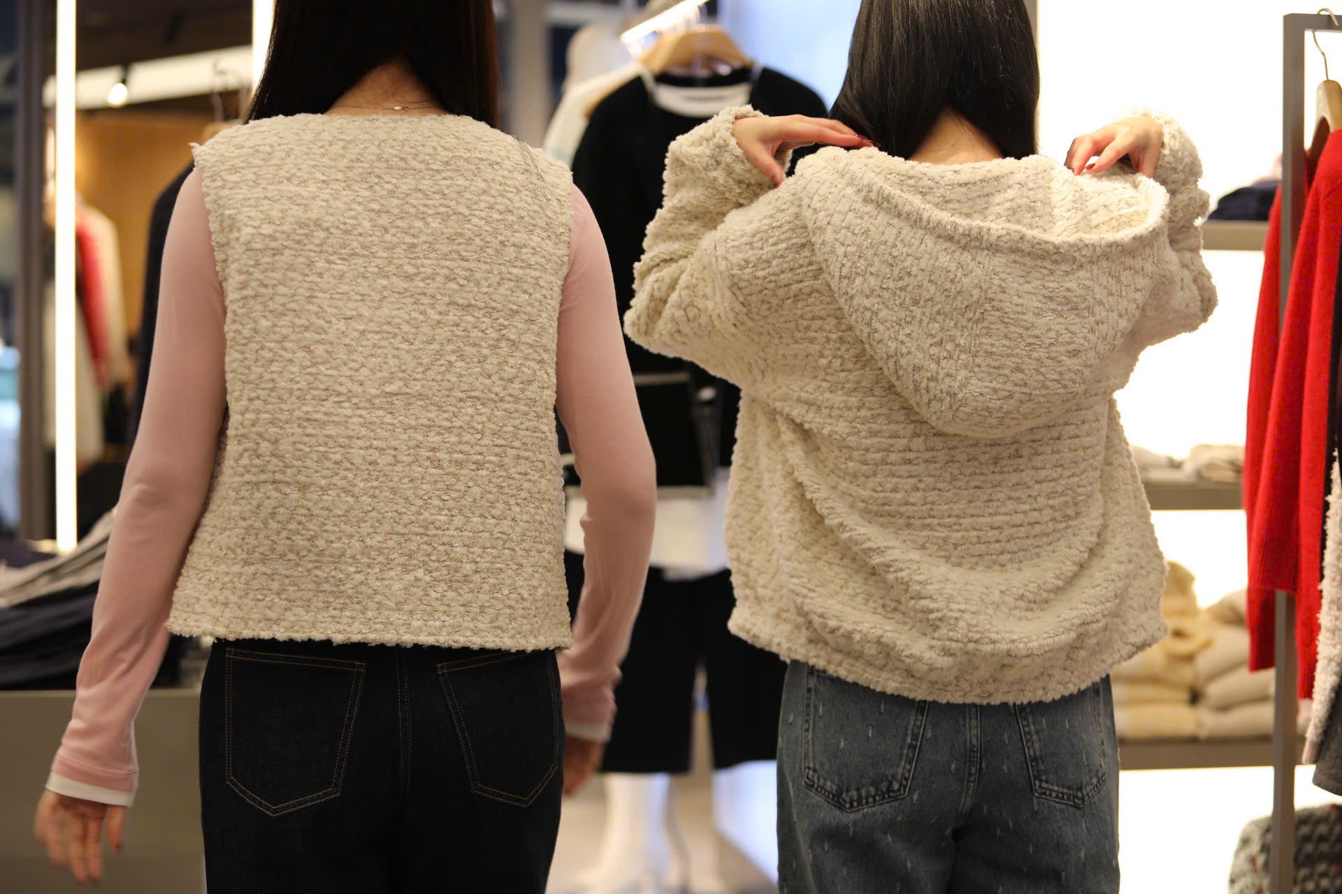  Áo Gile tweed Be kem-2 túi Logo 