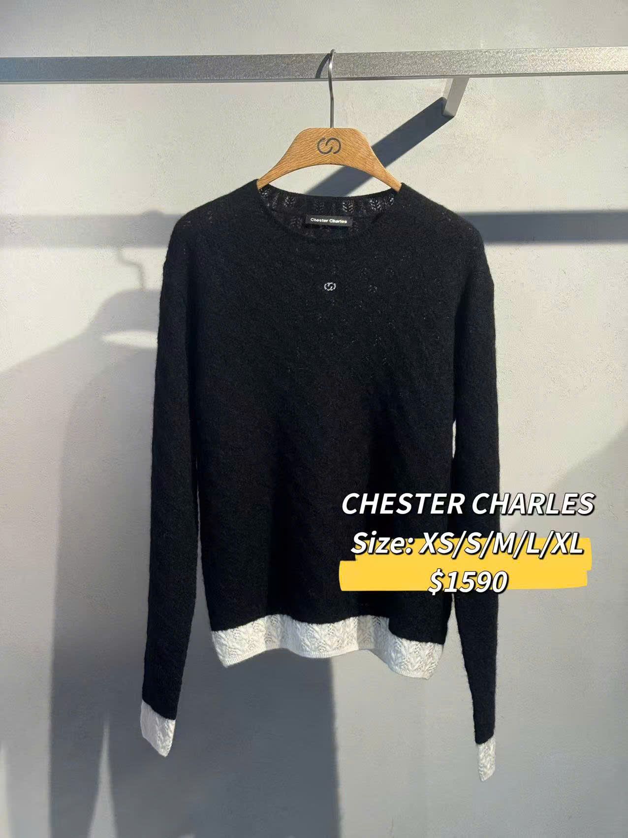  Áo đen dài tay mỏng ren viền gấu trắng 