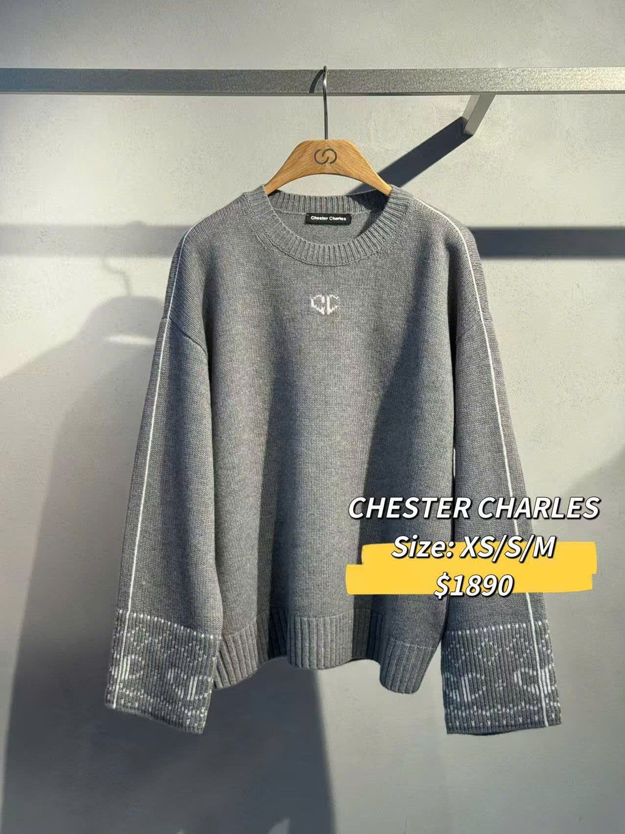  Áo len xám cánh dơi 