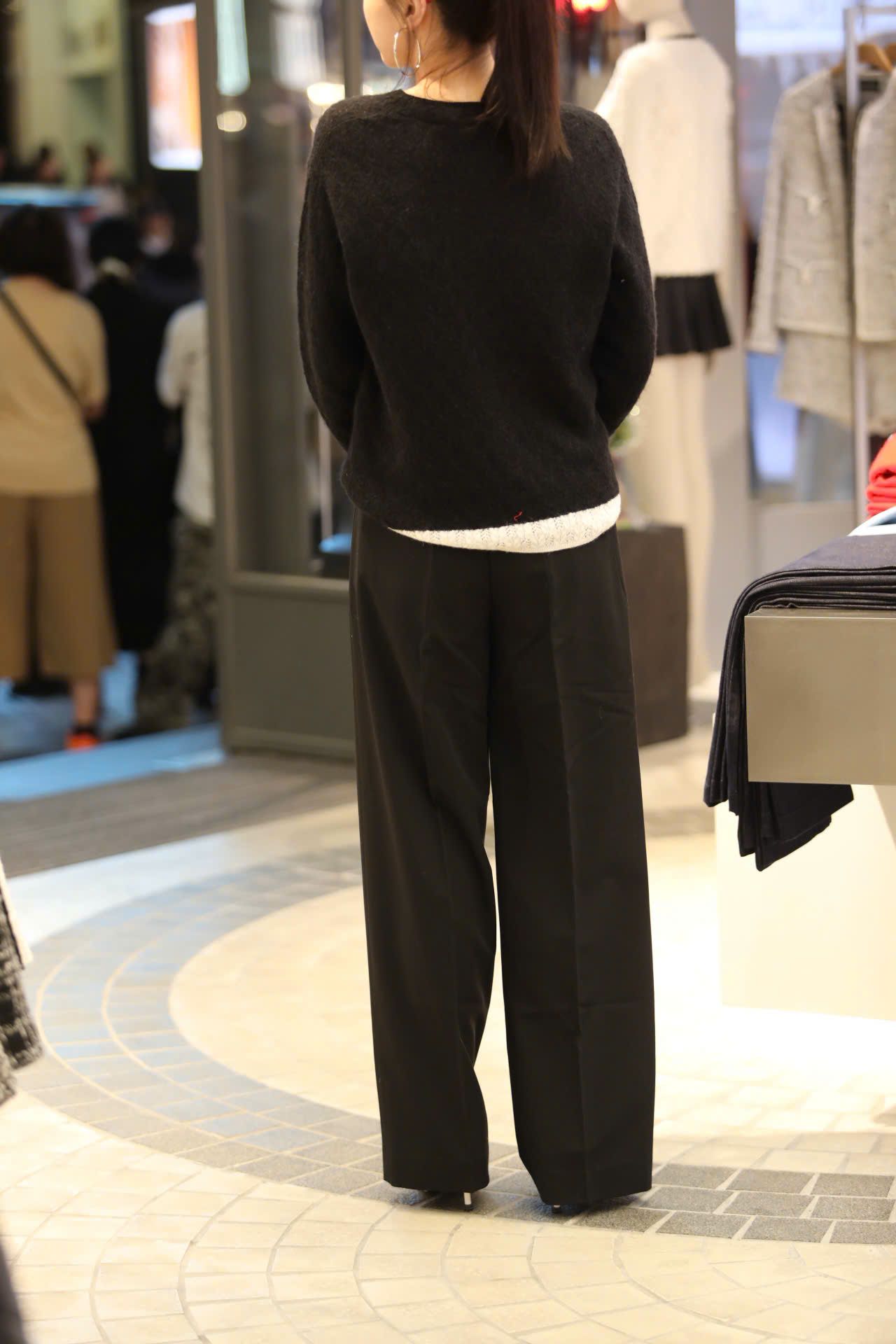  Quần vải len đen cúc đen 