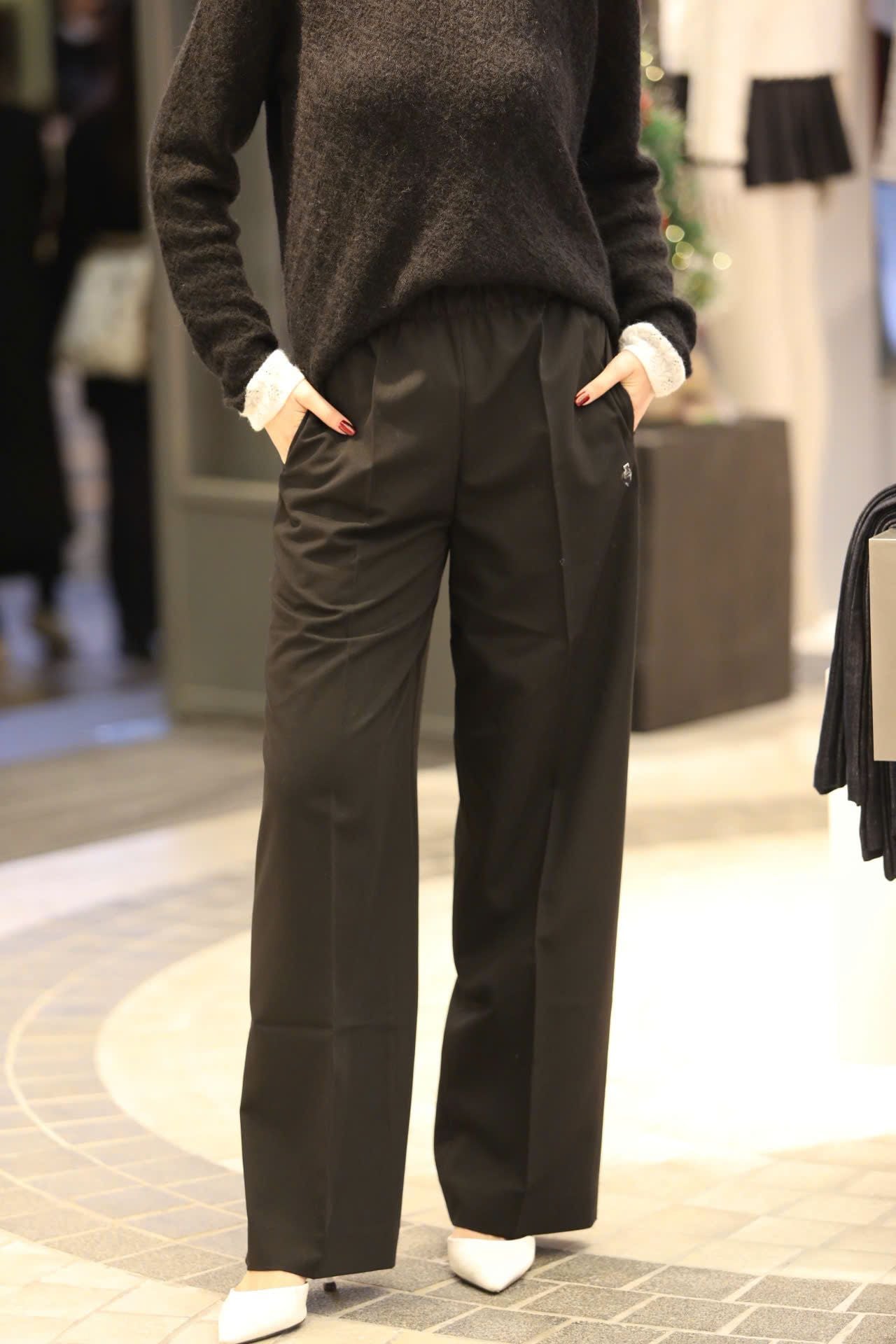  Quần vải len đen cúc đen 