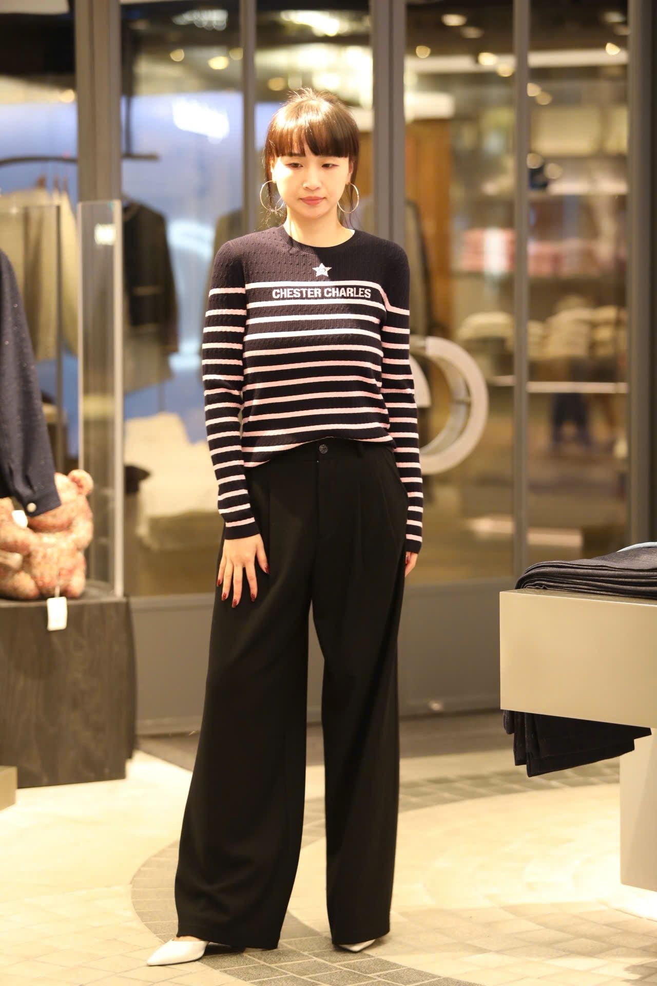  Quần vải len đen cúc đen 