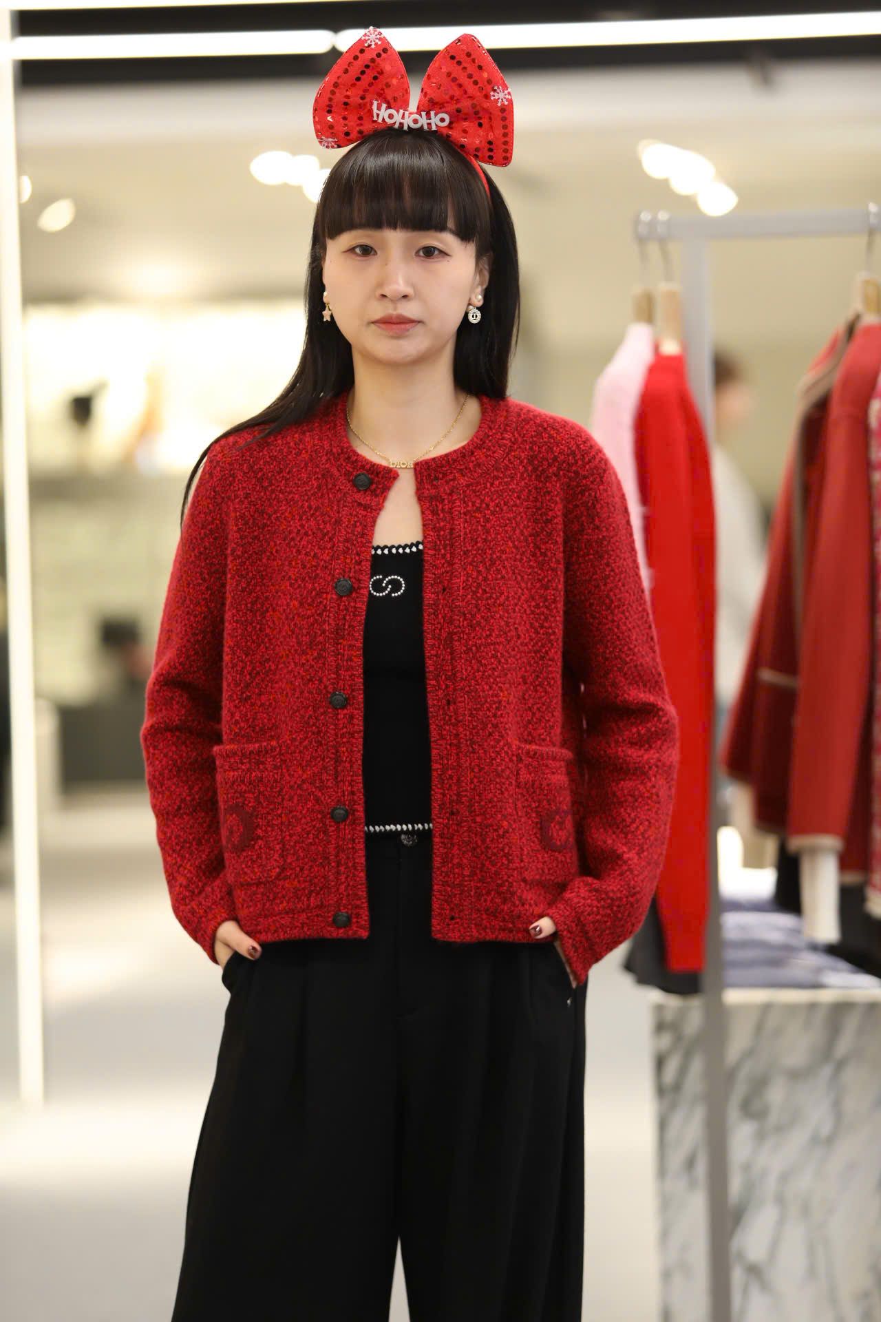  Áo CDG đỏ cashmere 2 túi logo 