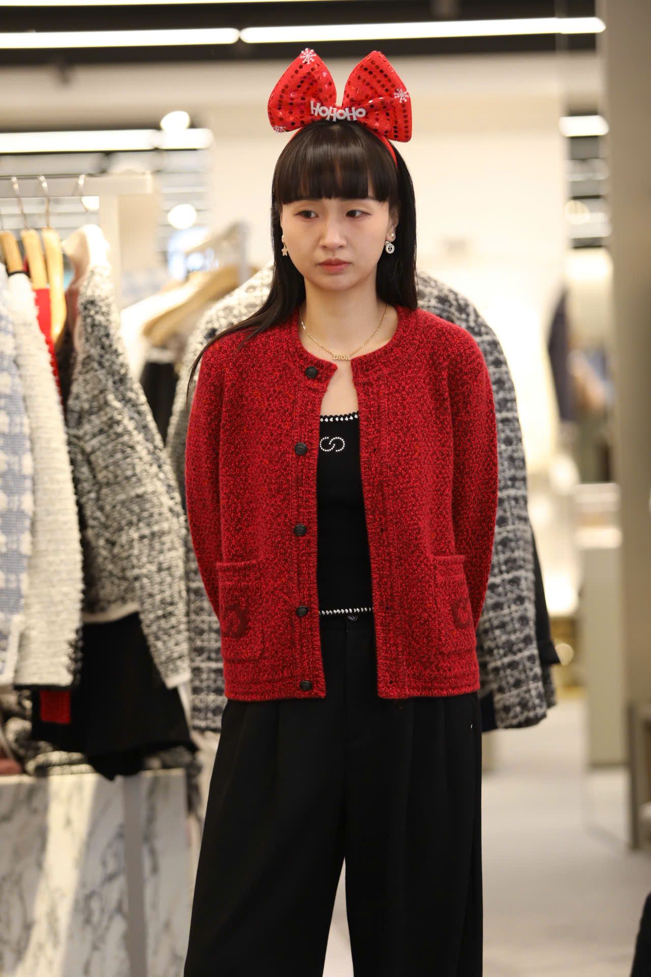  Áo CDG đỏ cashmere 2 túi logo 