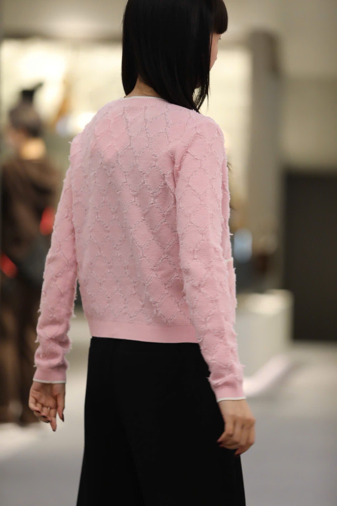  Áo CDG trám lông hồng pastel 