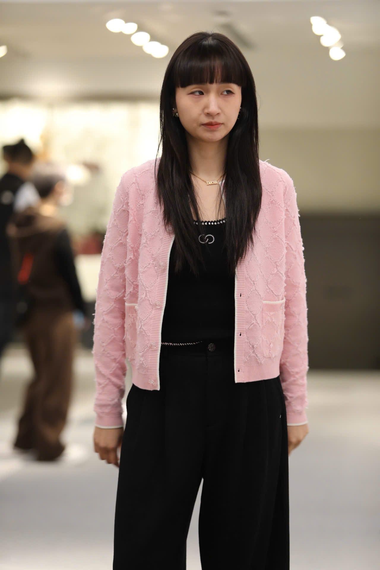  Áo CDG trám lông hồng pastel 