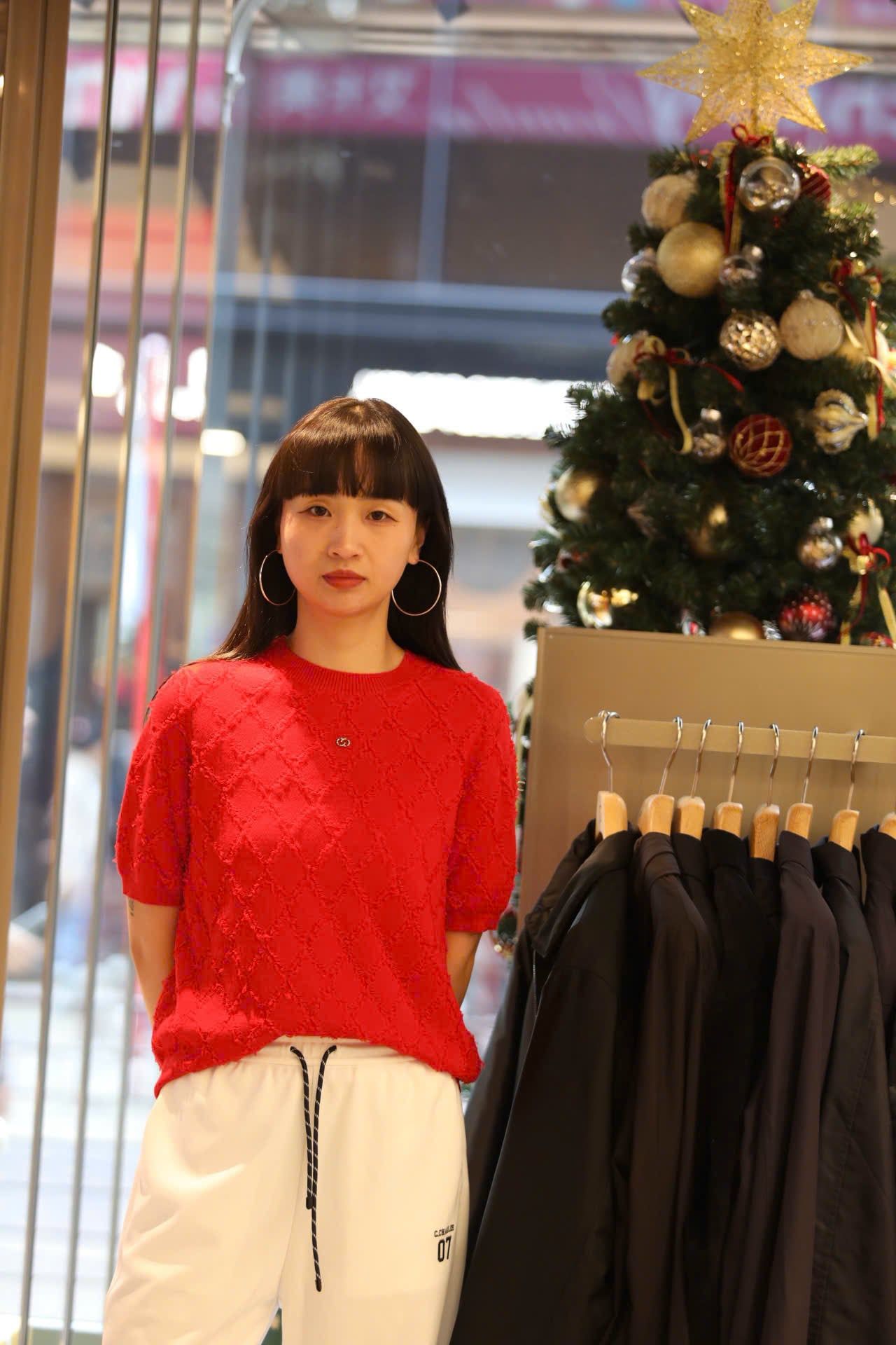  Áo trám đỏ ngắn tay 