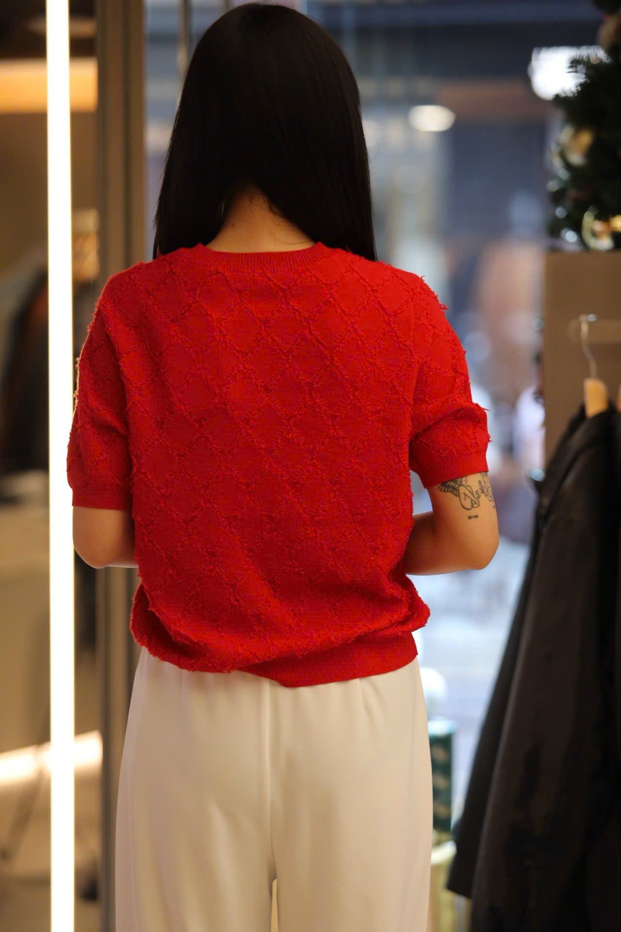  Áo trám đỏ ngắn tay 