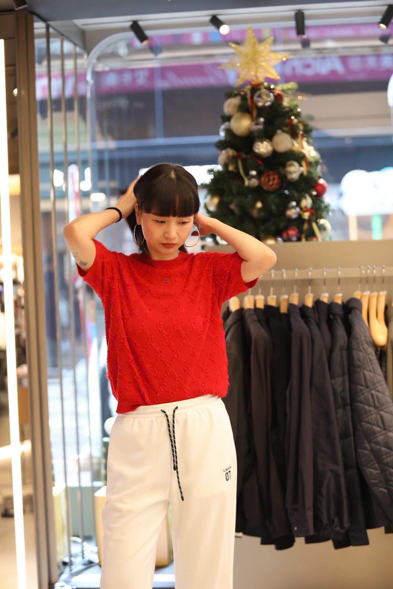  Áo trám đỏ ngắn tay 