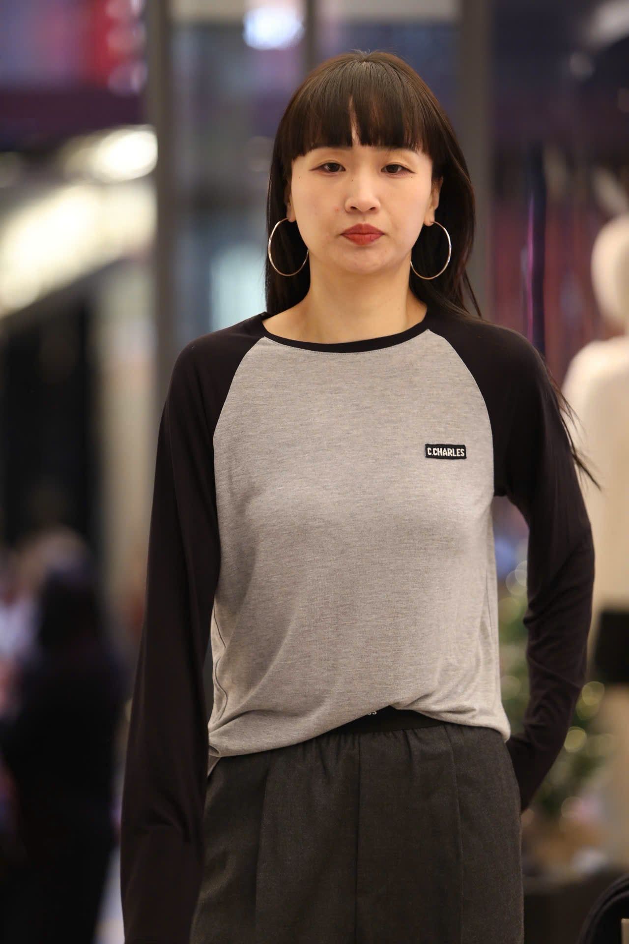  Áo thun dài tay xám - hai tay xanh đen 