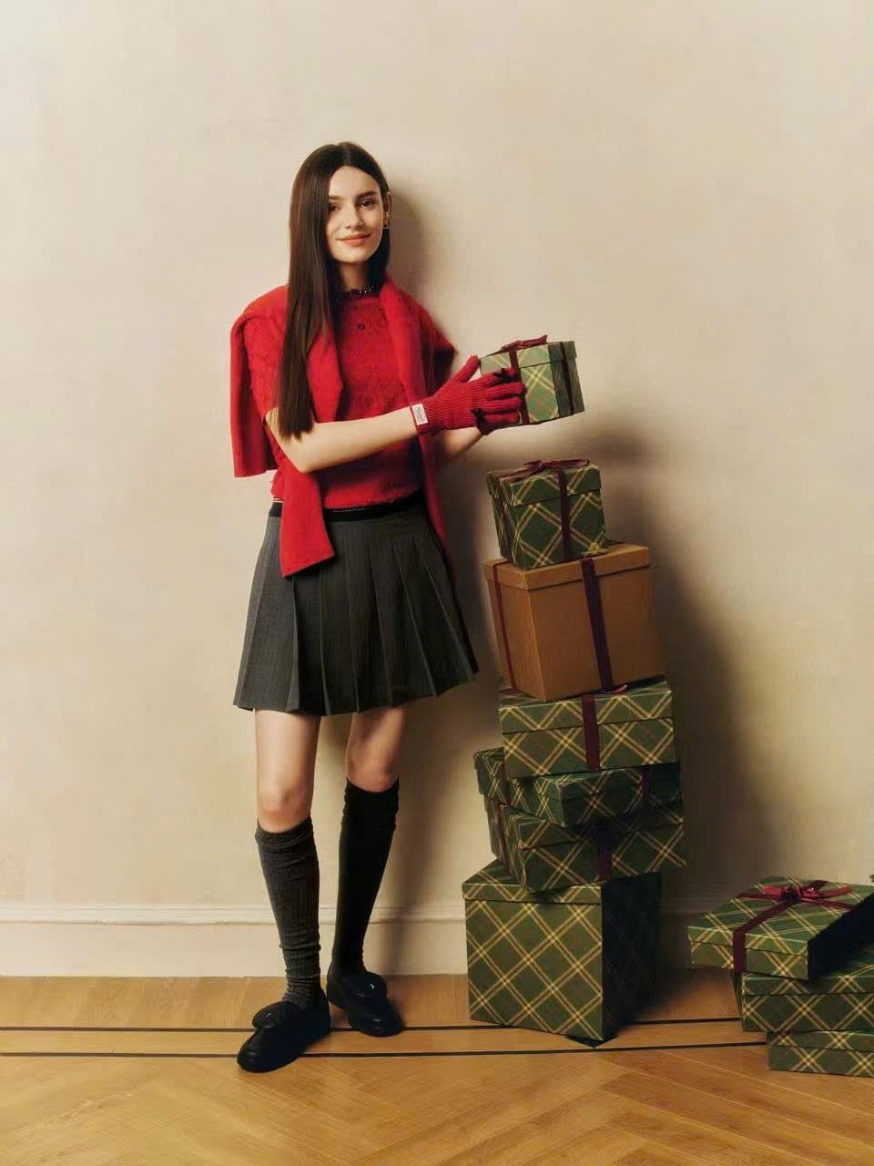  Áo trám đỏ ngắn tay 