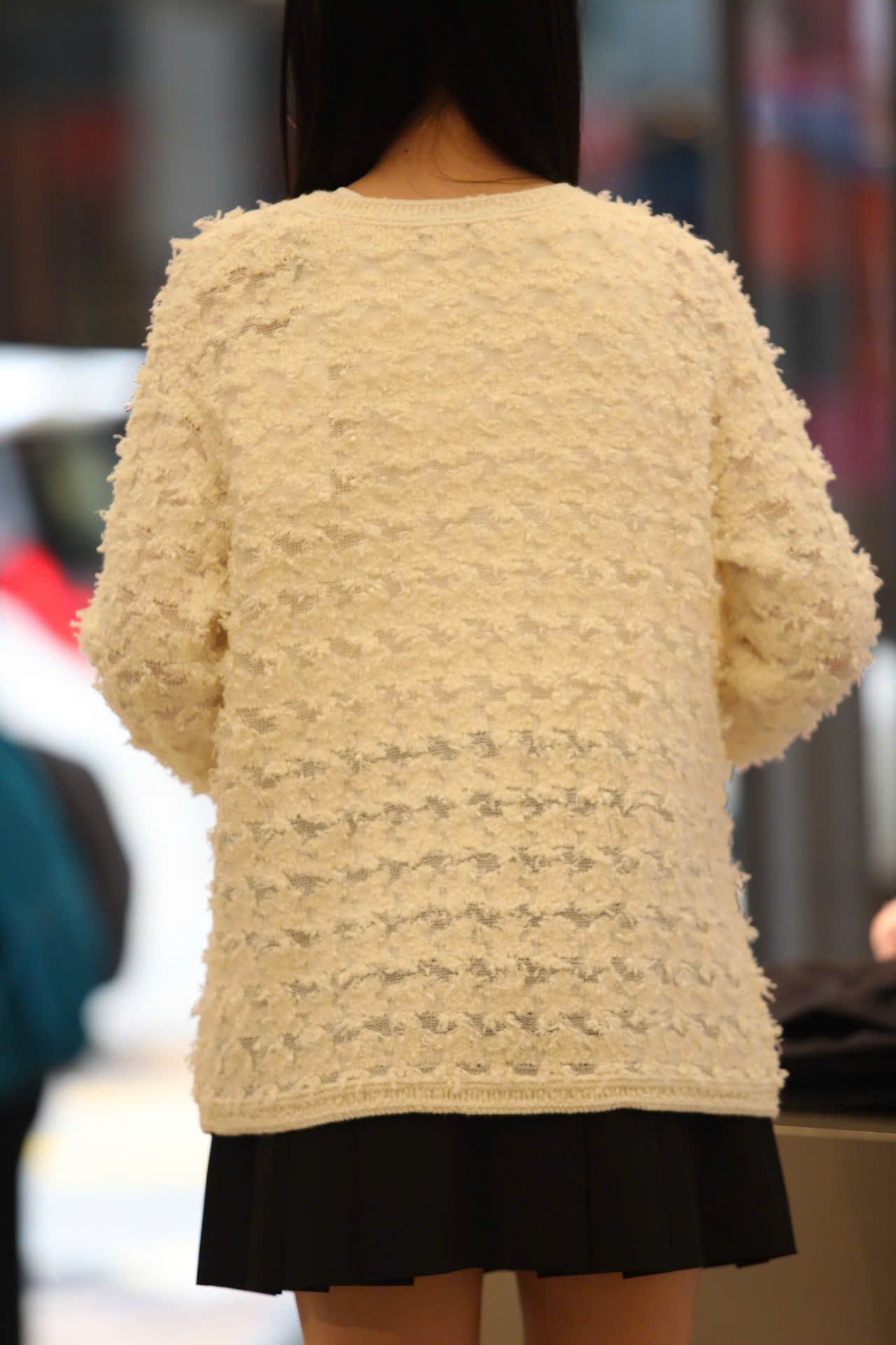  Áo CDG trắng kem cúc bạc dáng dài 