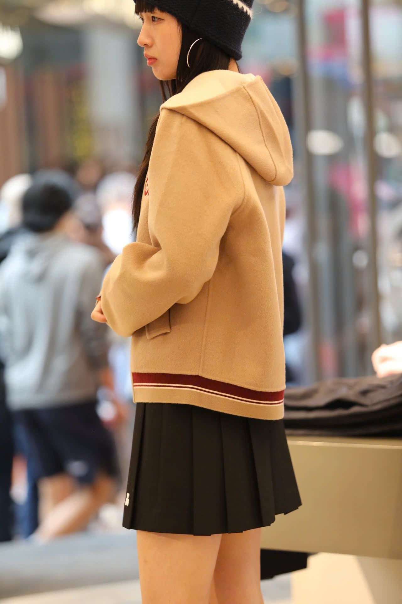  Áo khoác có mũ - dạ ep màu Camel 