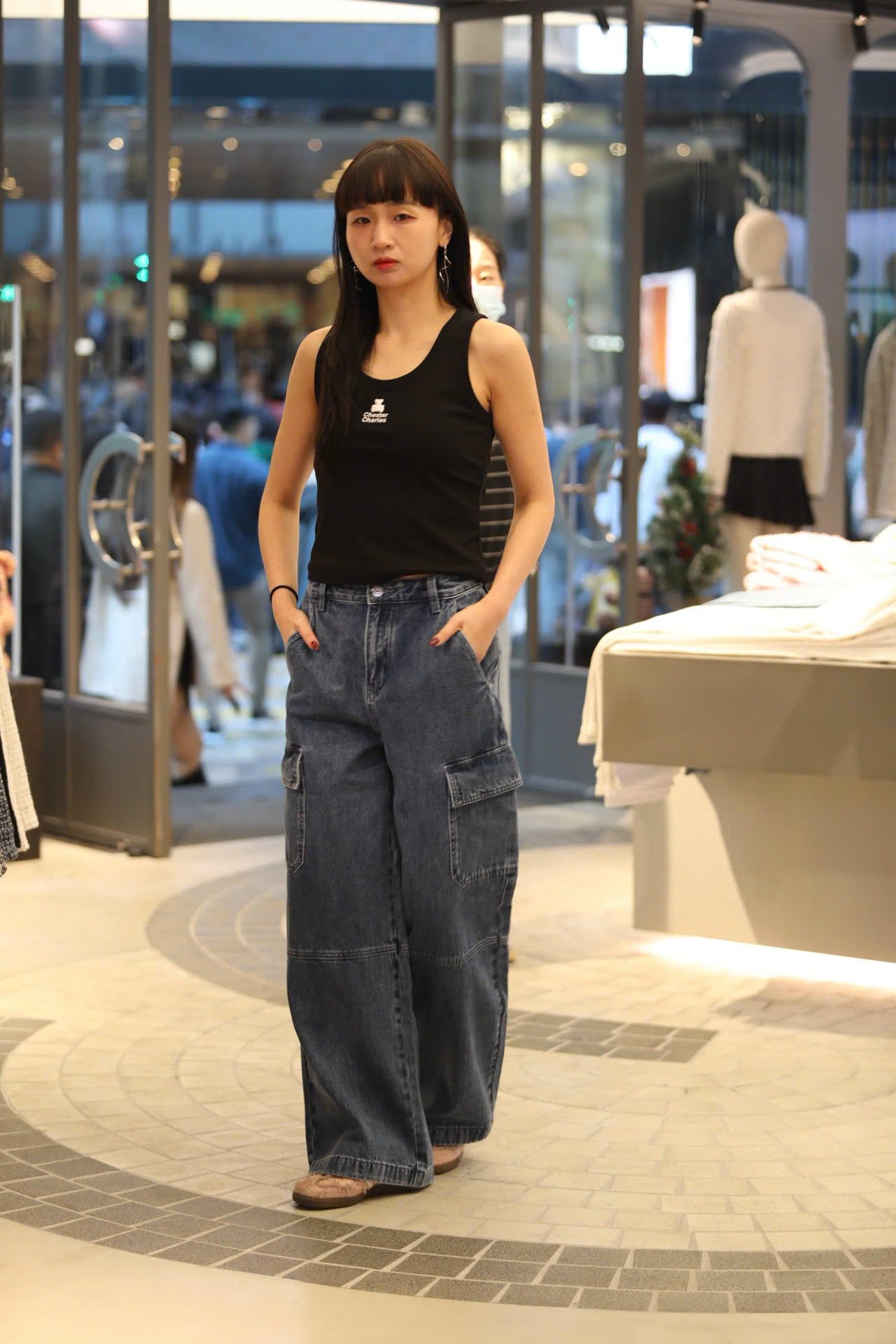  Quần jean túi hộp xanh đậm 