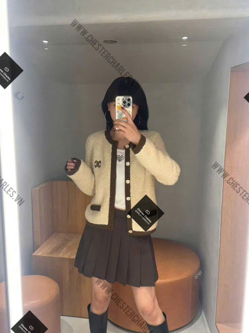  Chân váy ngắn nâu 