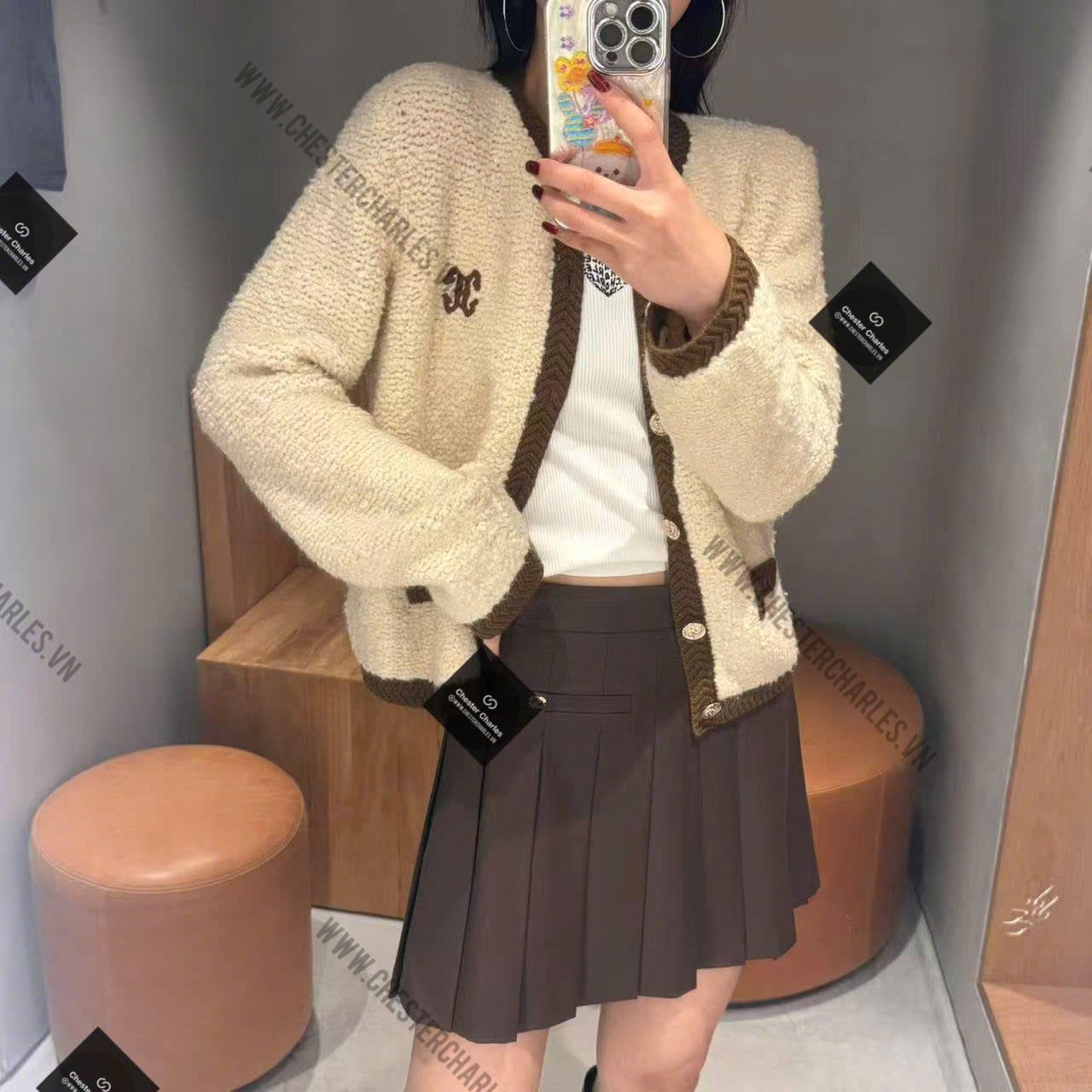  Chân váy ngắn nâu 