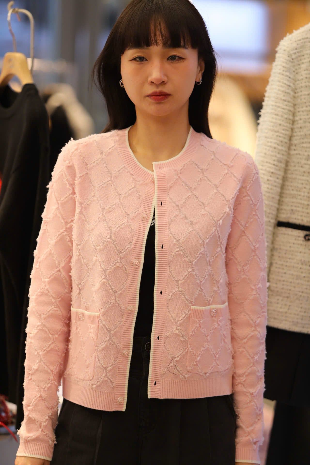  Áo CDG trám lông hồng pastel 