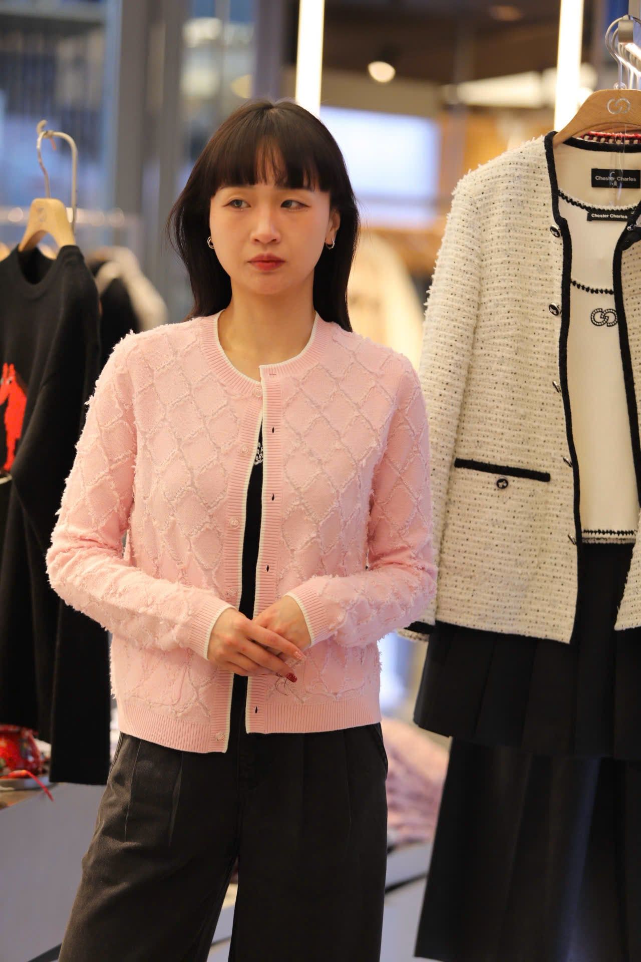  Áo CDG trám lông hồng pastel 