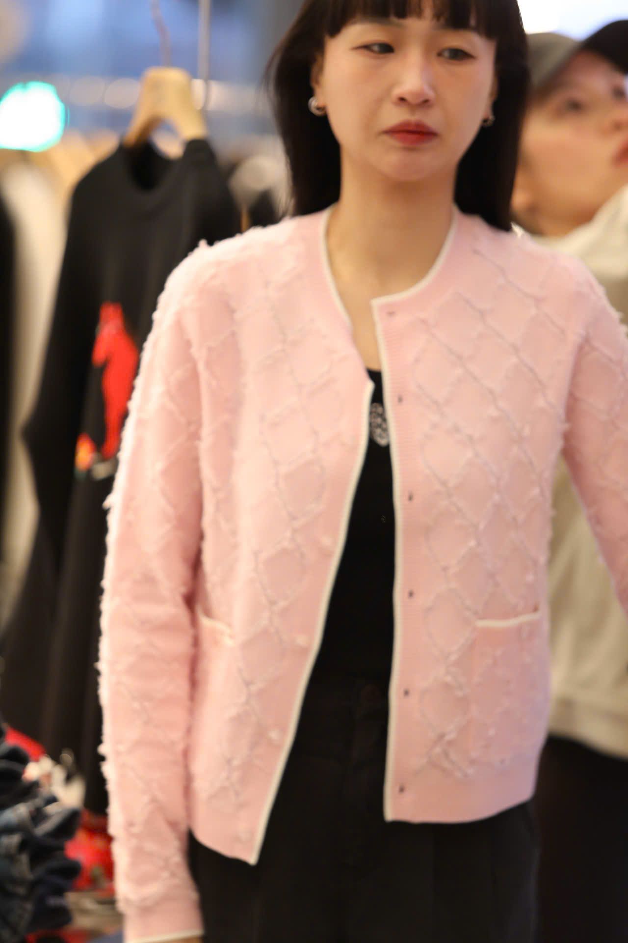  Áo CDG trám lông hồng pastel 