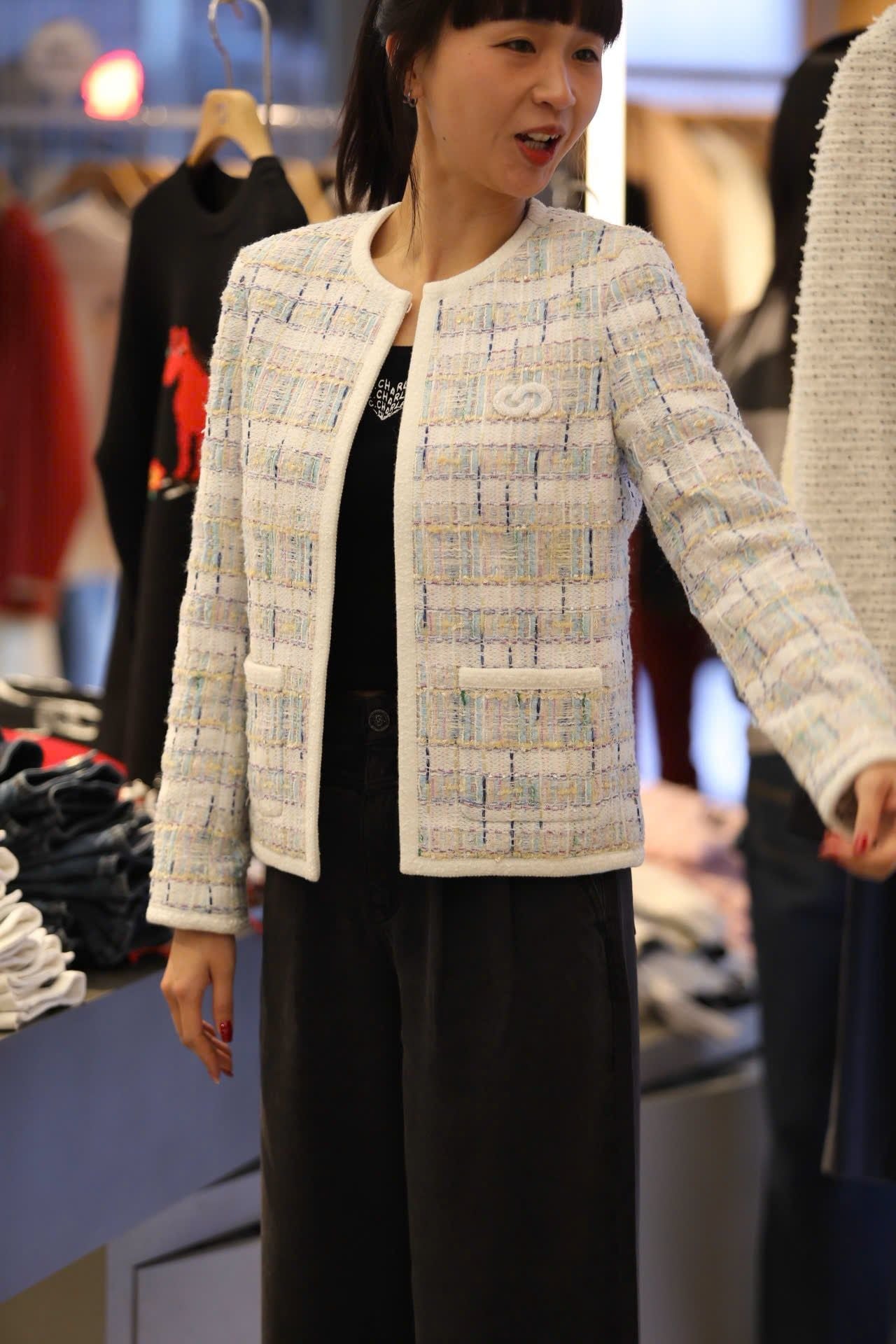  Áo tweed kẻ xanh vàng viền trắng 